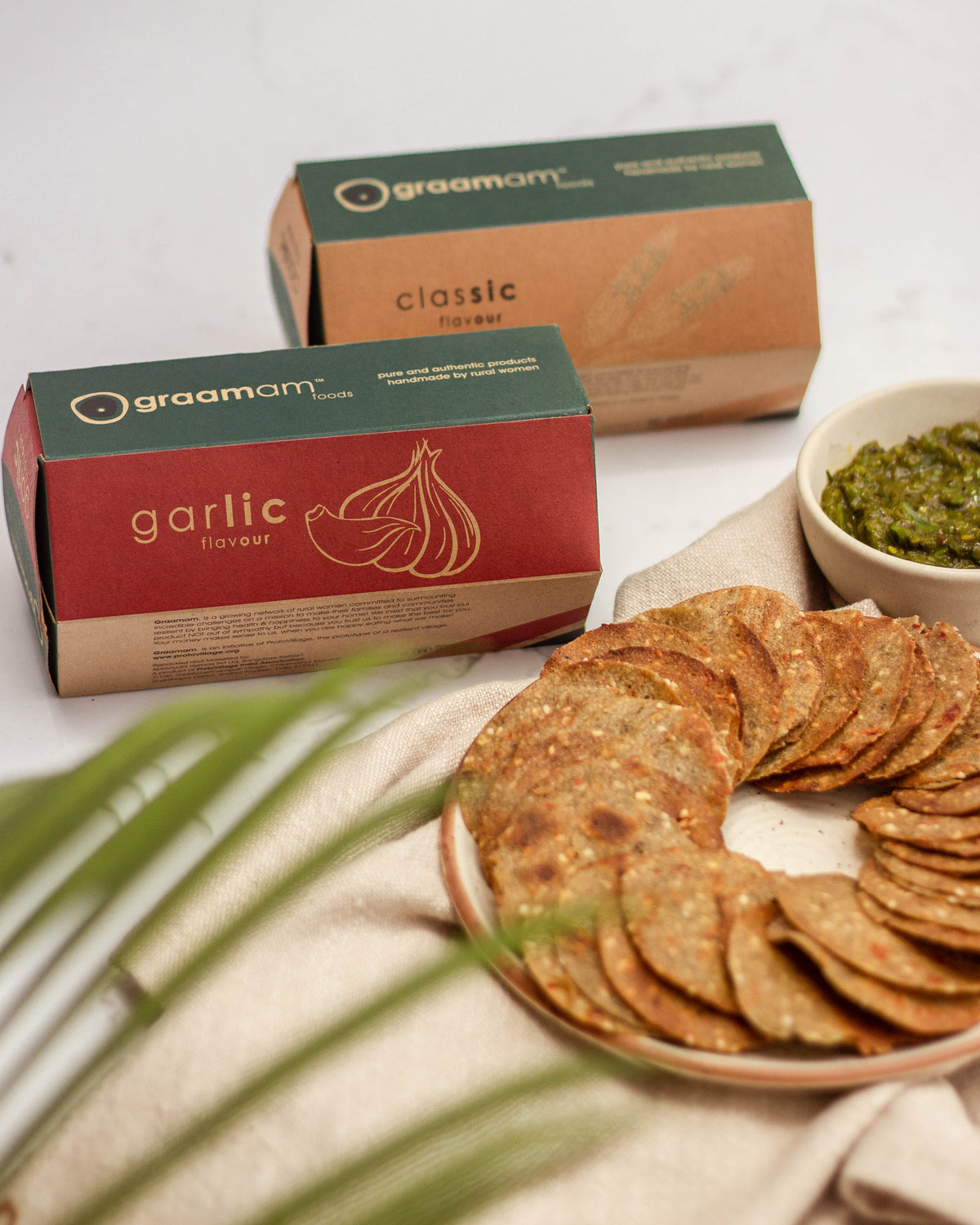 Greek Tzatziki with Moringa Crisps - Graamam