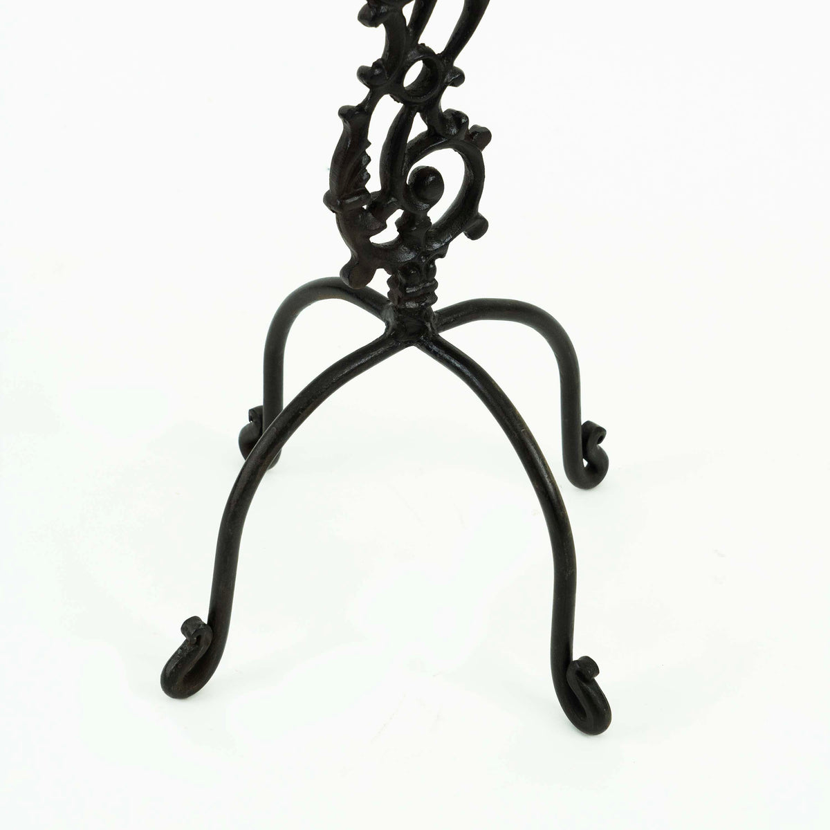 Cast iron candle holder