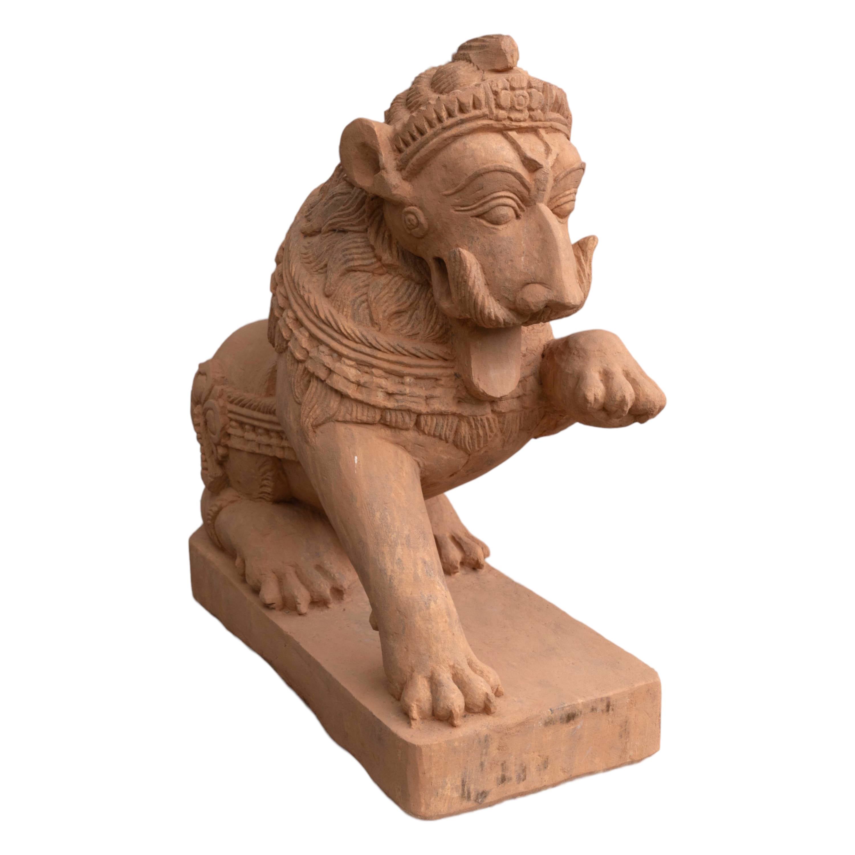 Rajasi Simha Sculpture