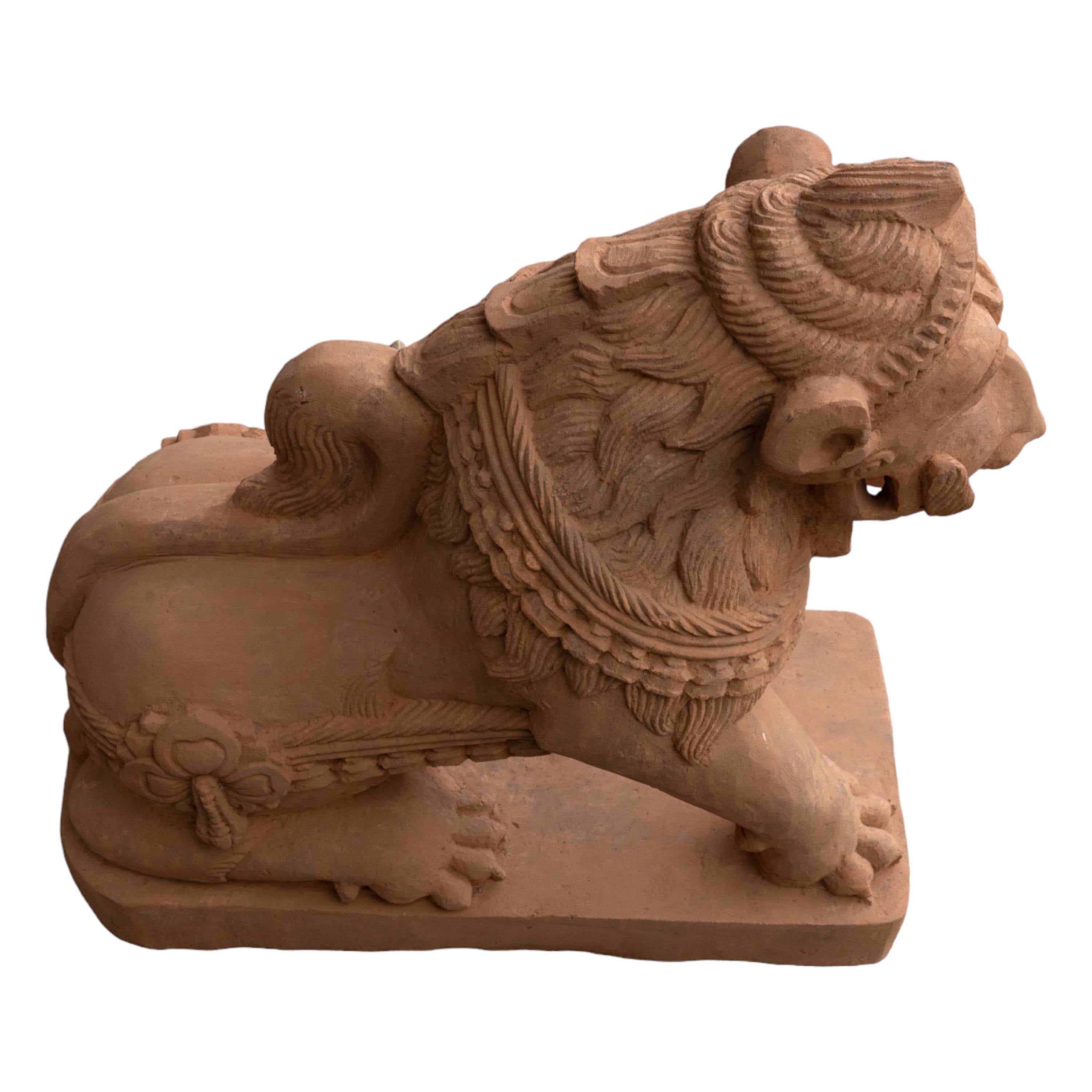 Rajasi Simha Sculpture
