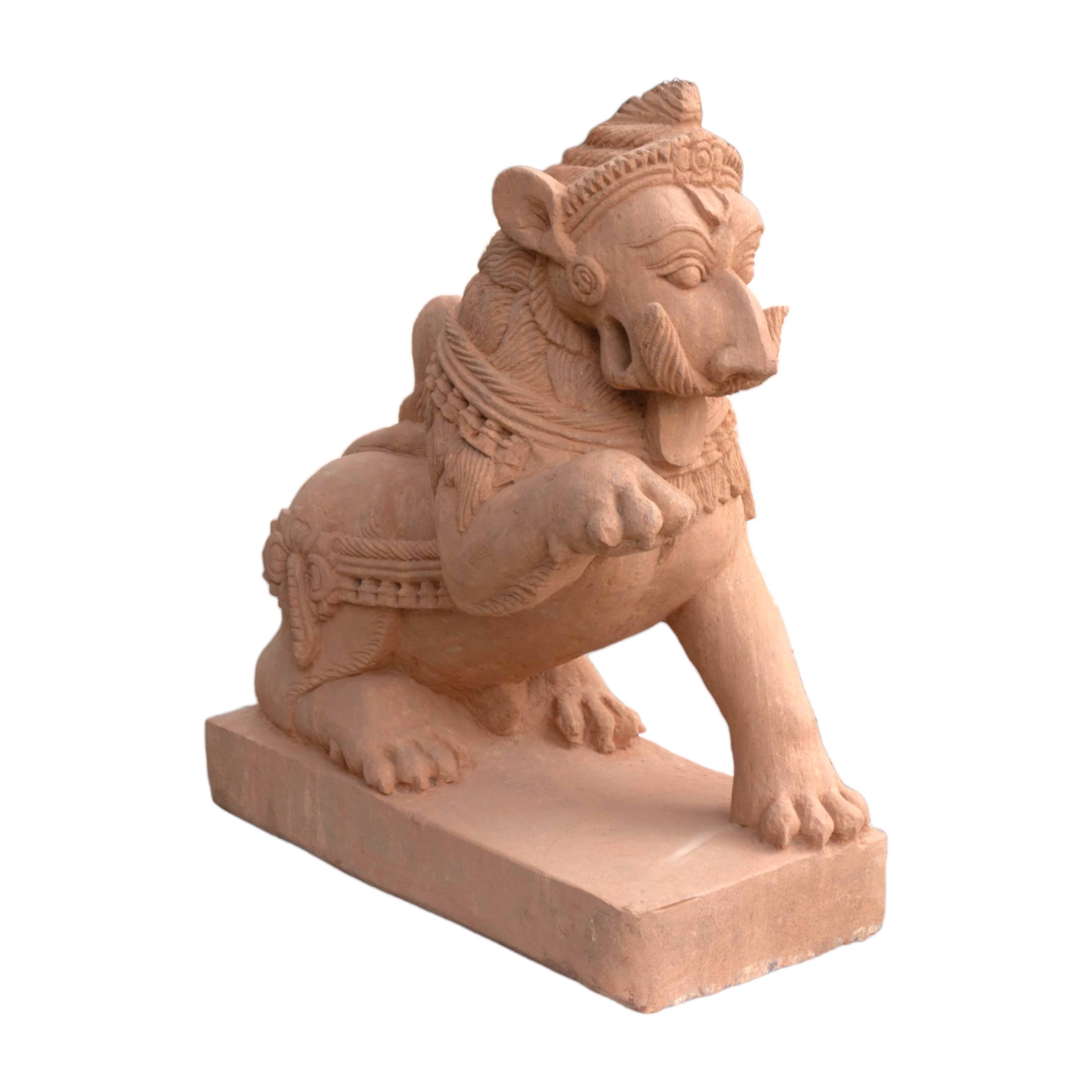 Rajasi Simha Sculpture