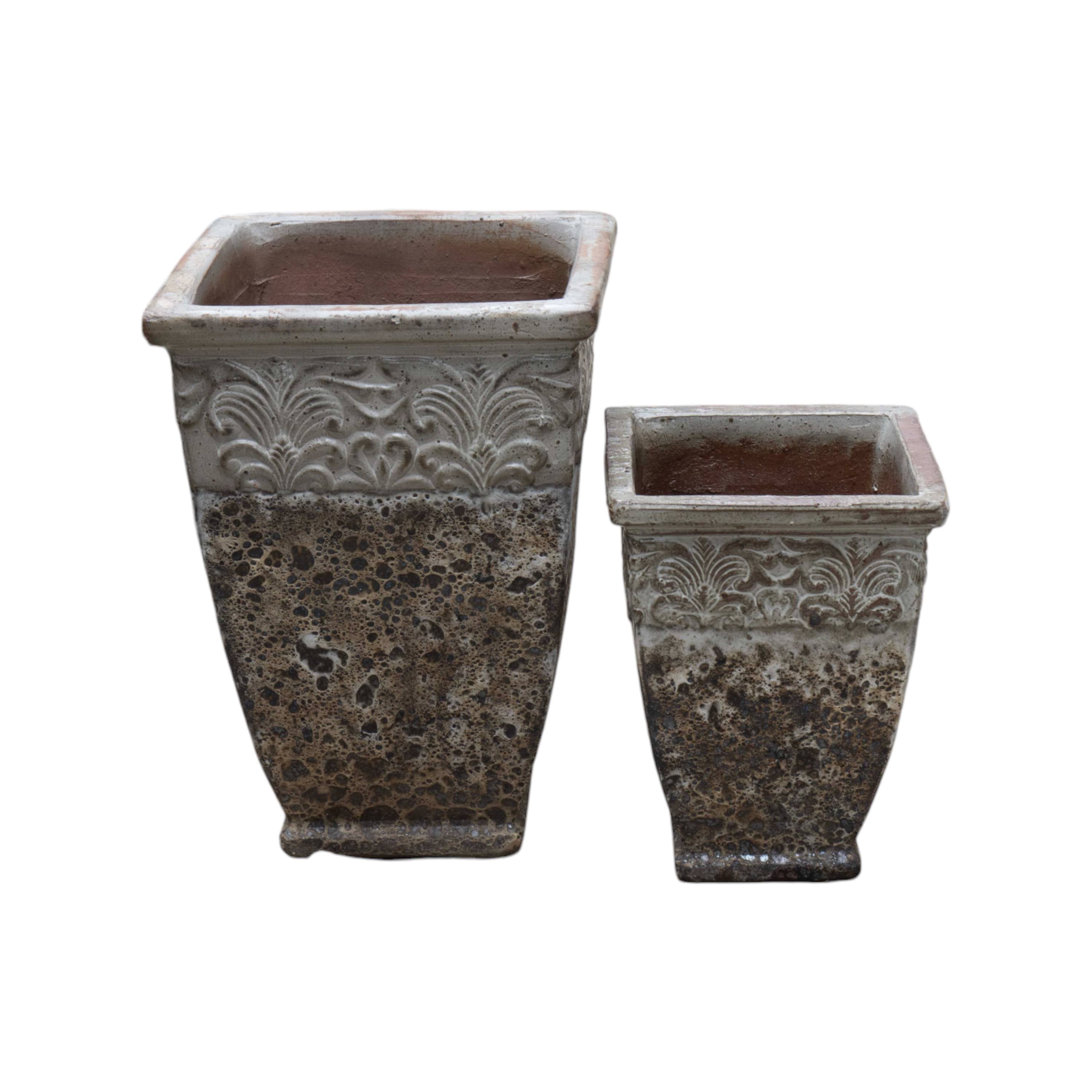 Relic Border Engraved Pot
