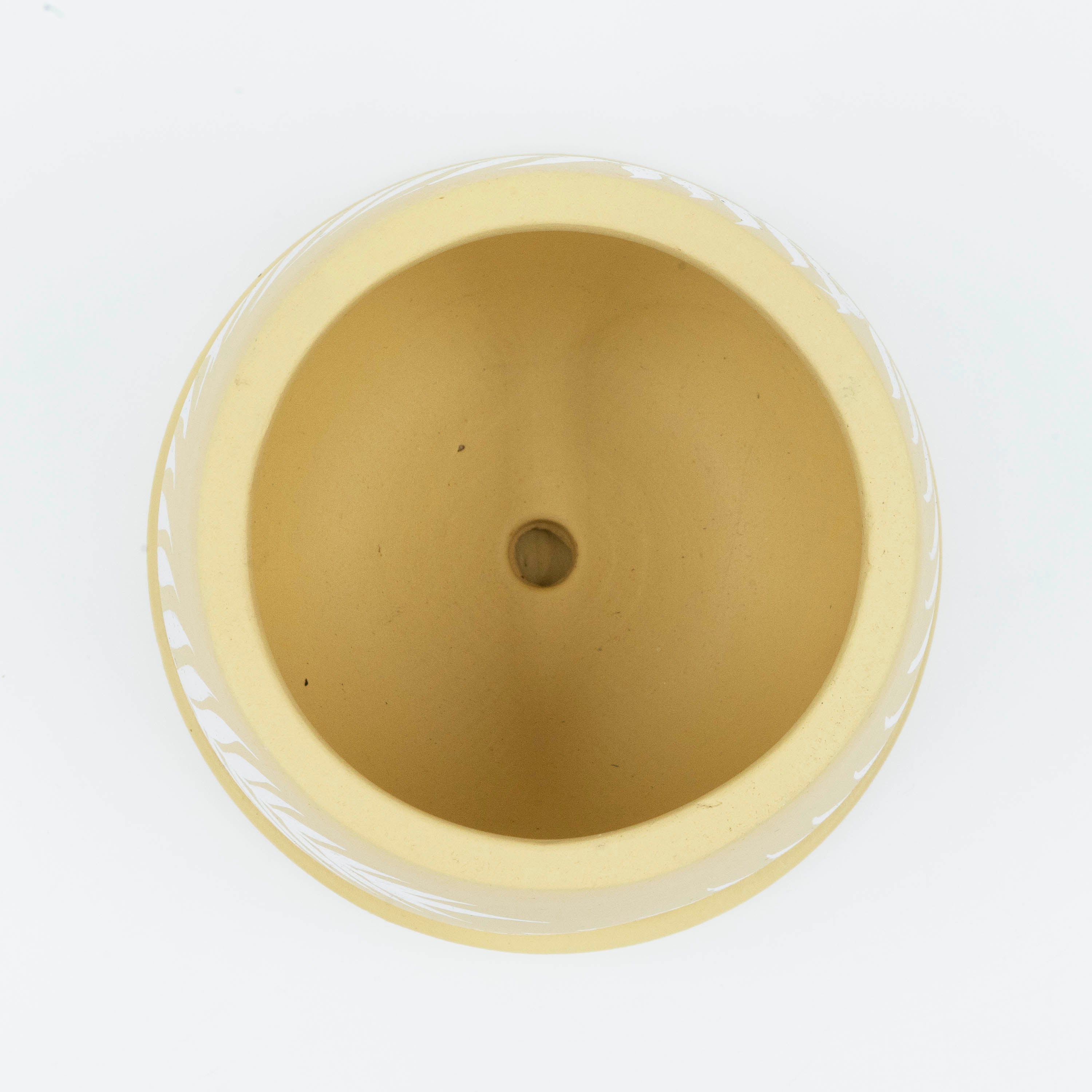Terracotta Planter Motif With Plate