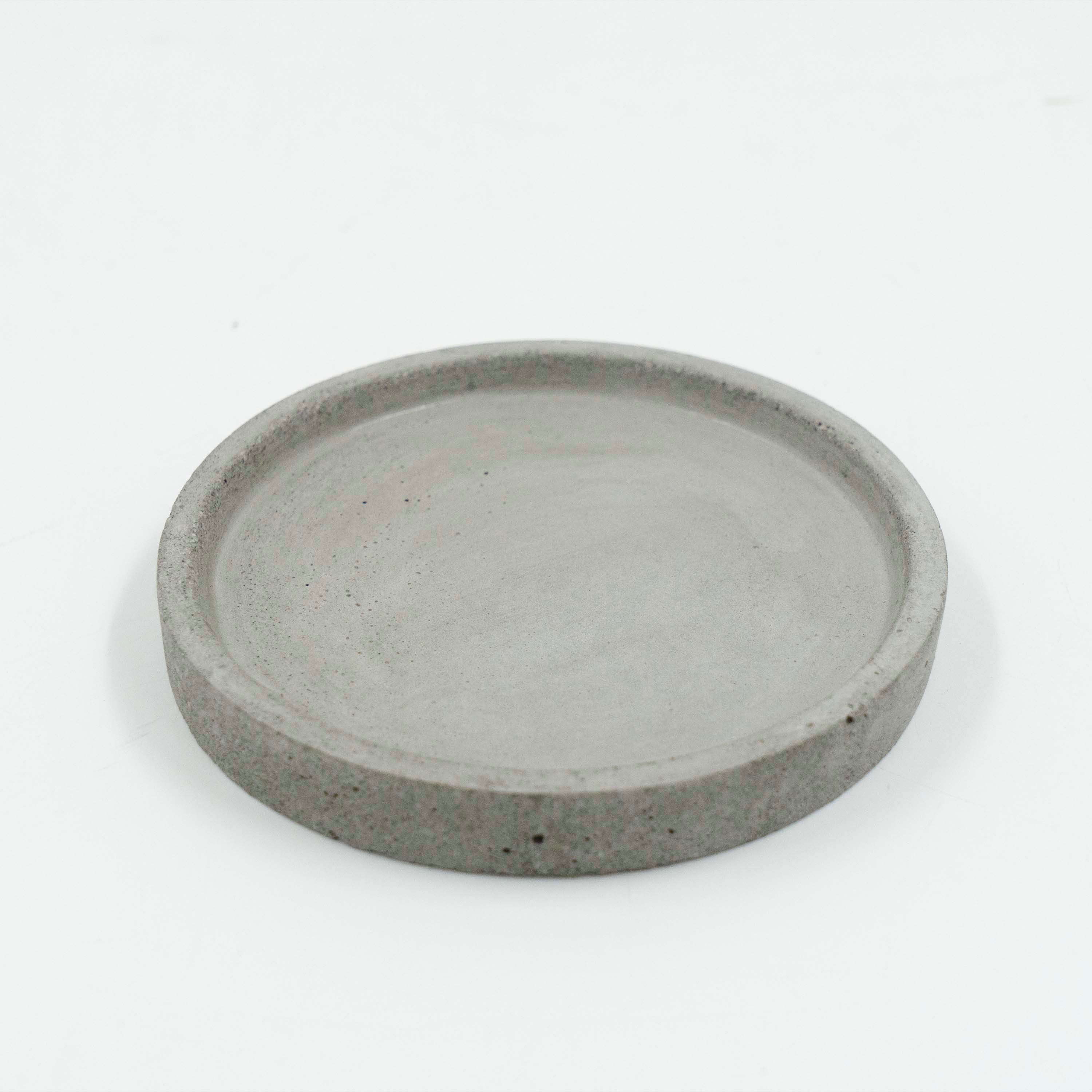 Flower Embossed Planter with Drainage Plate