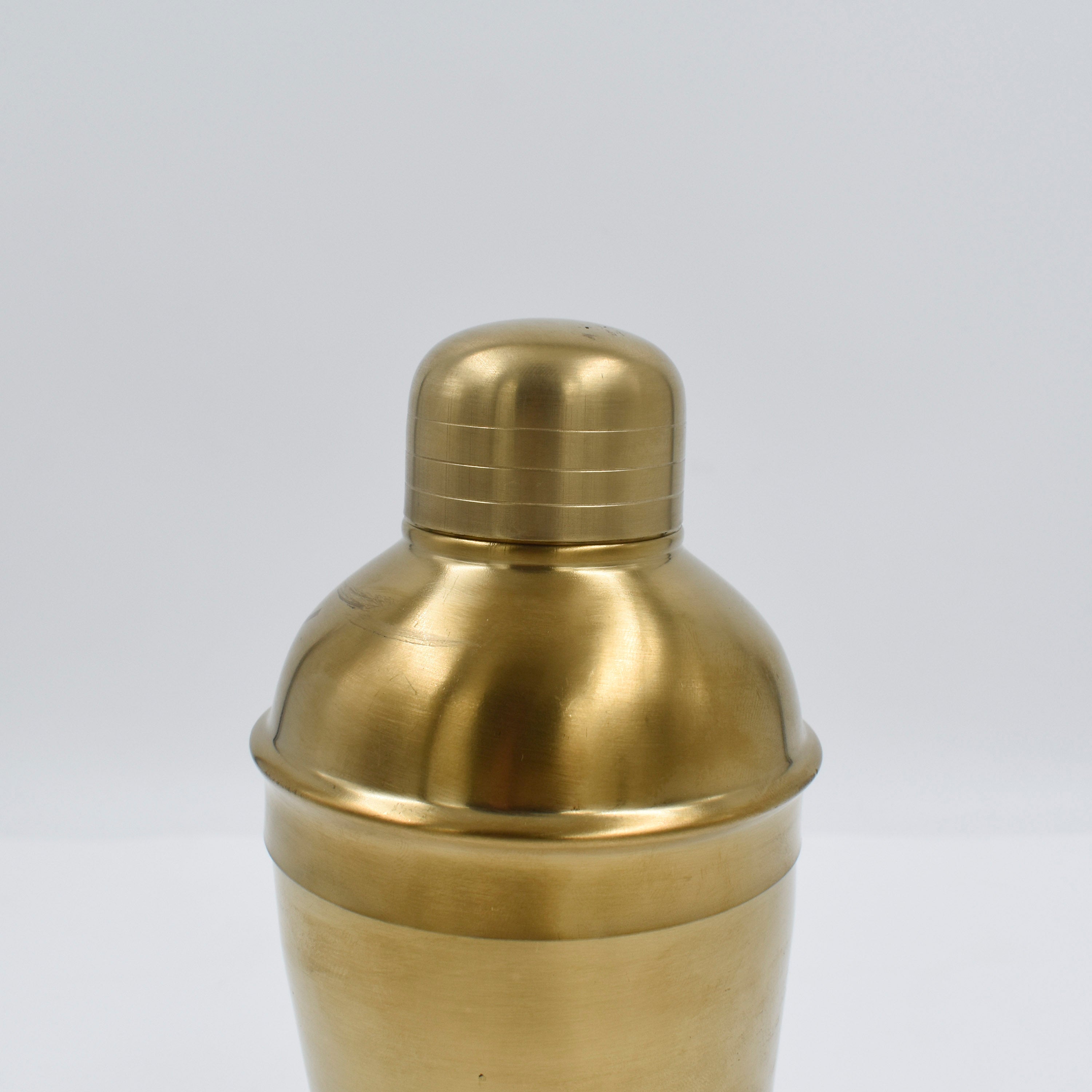 Cocktail shaker