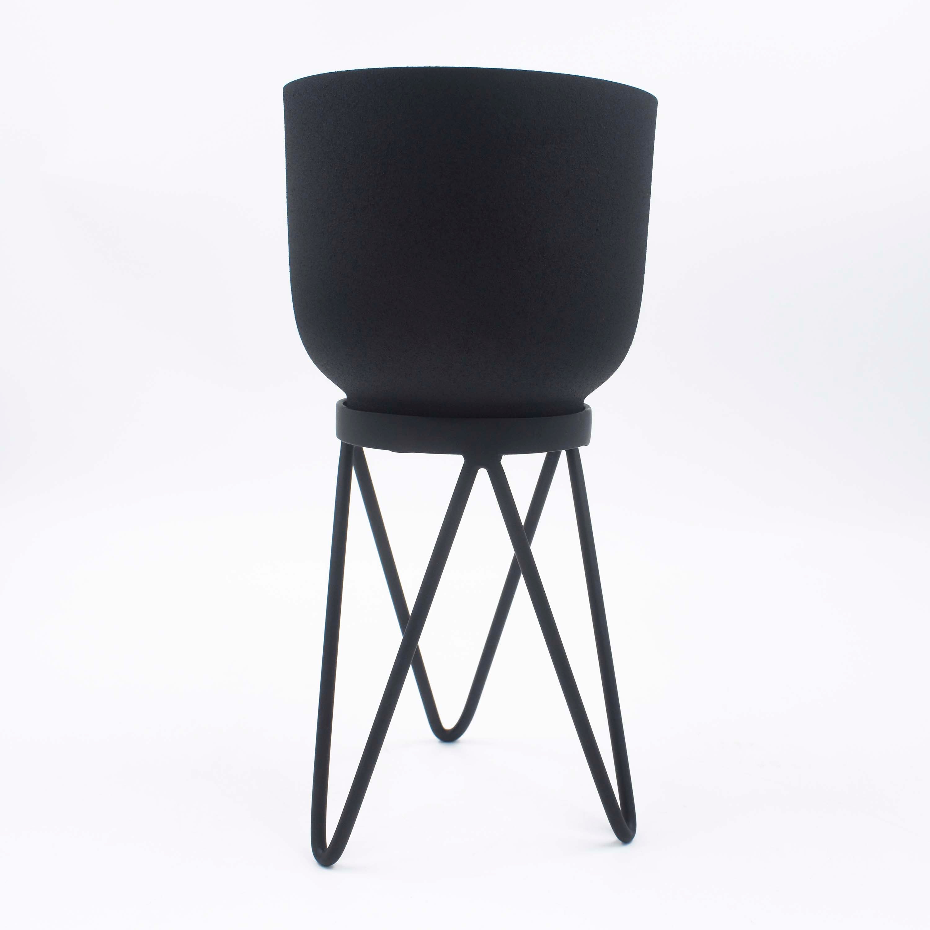 Buy Planters Black Planter on Stand Shop at Beruru