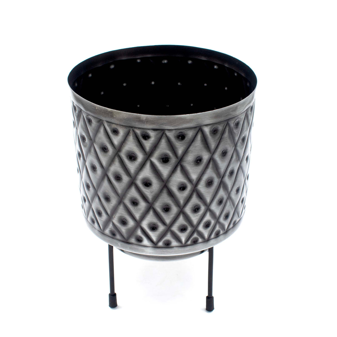 Hammered Diamond Planter with Stand