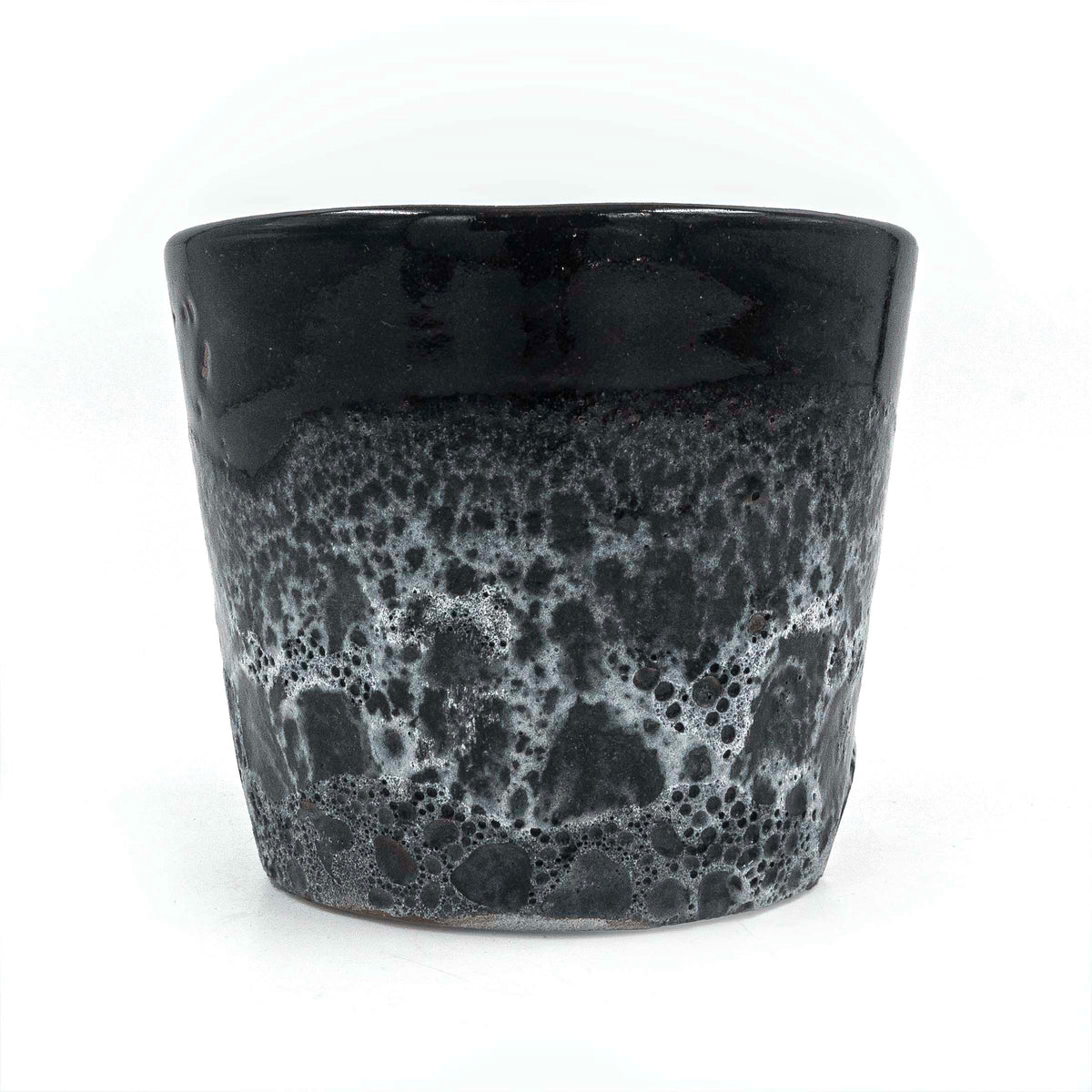 Round Pot With Saucer Black