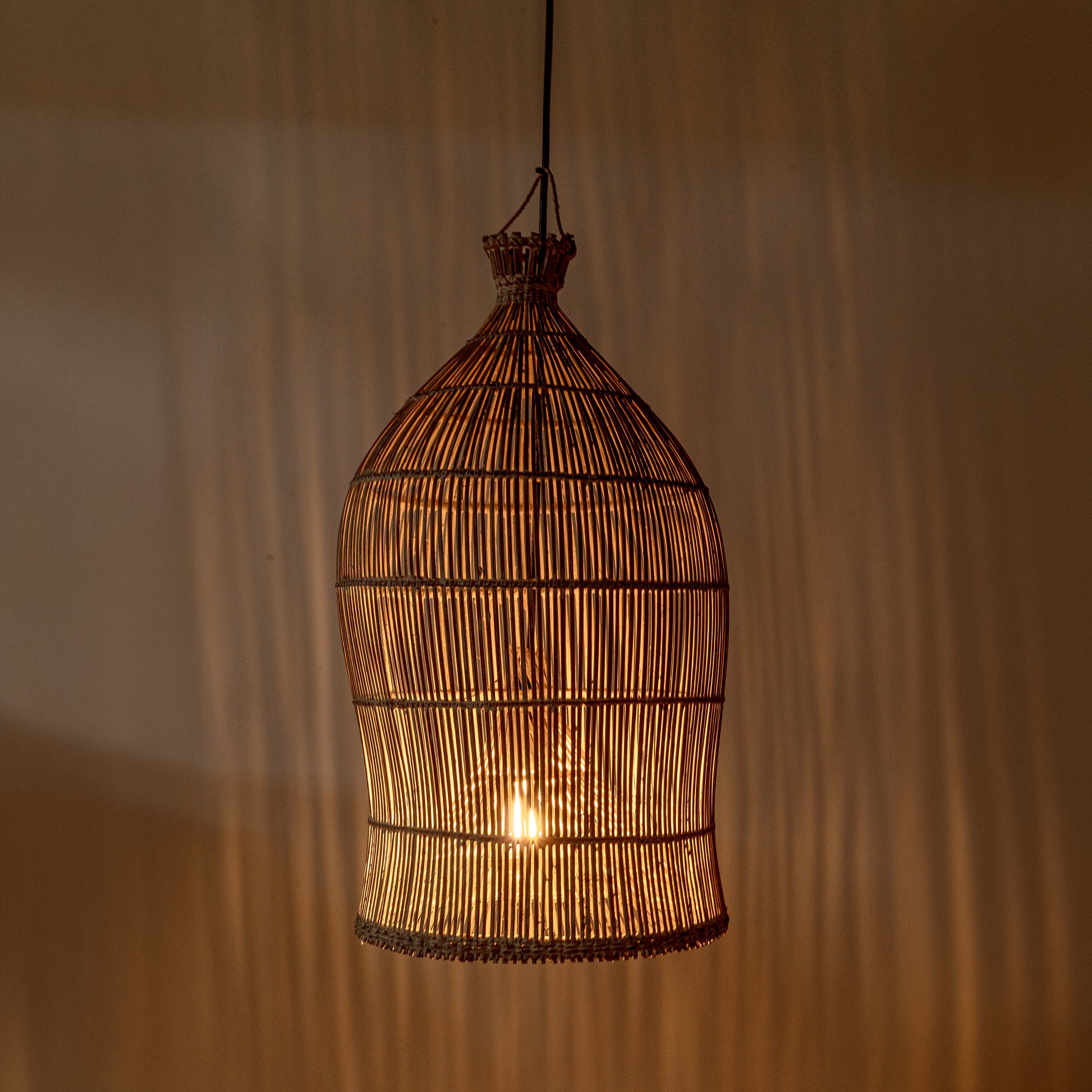 BIBU HANGING LAMP