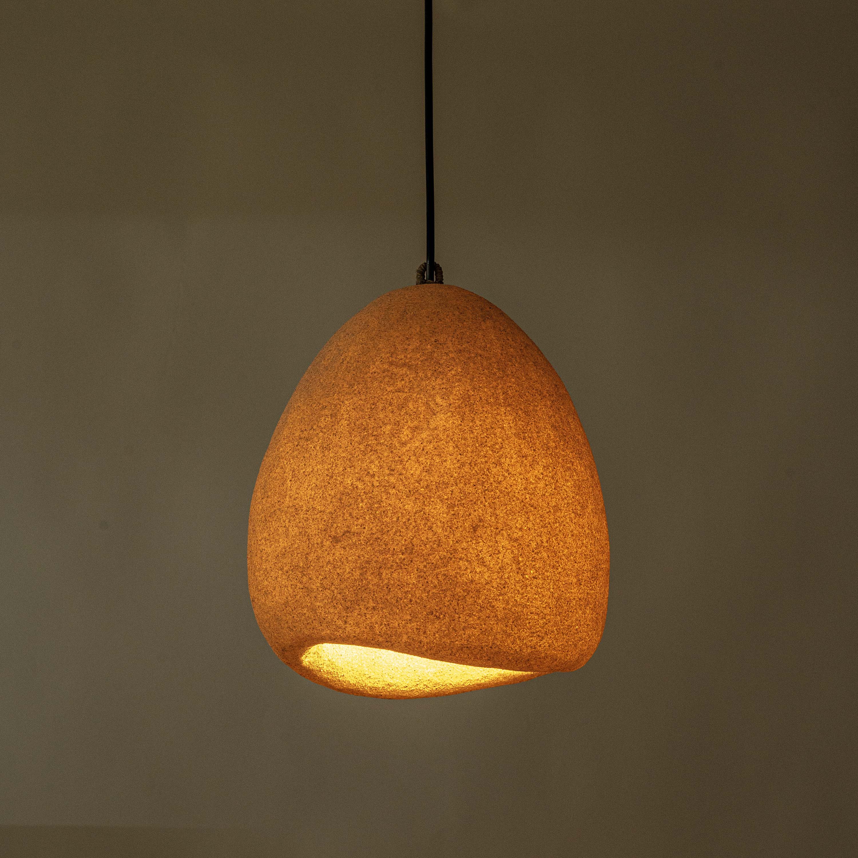 OMABK EGG HANGING CLUSTER LAMP