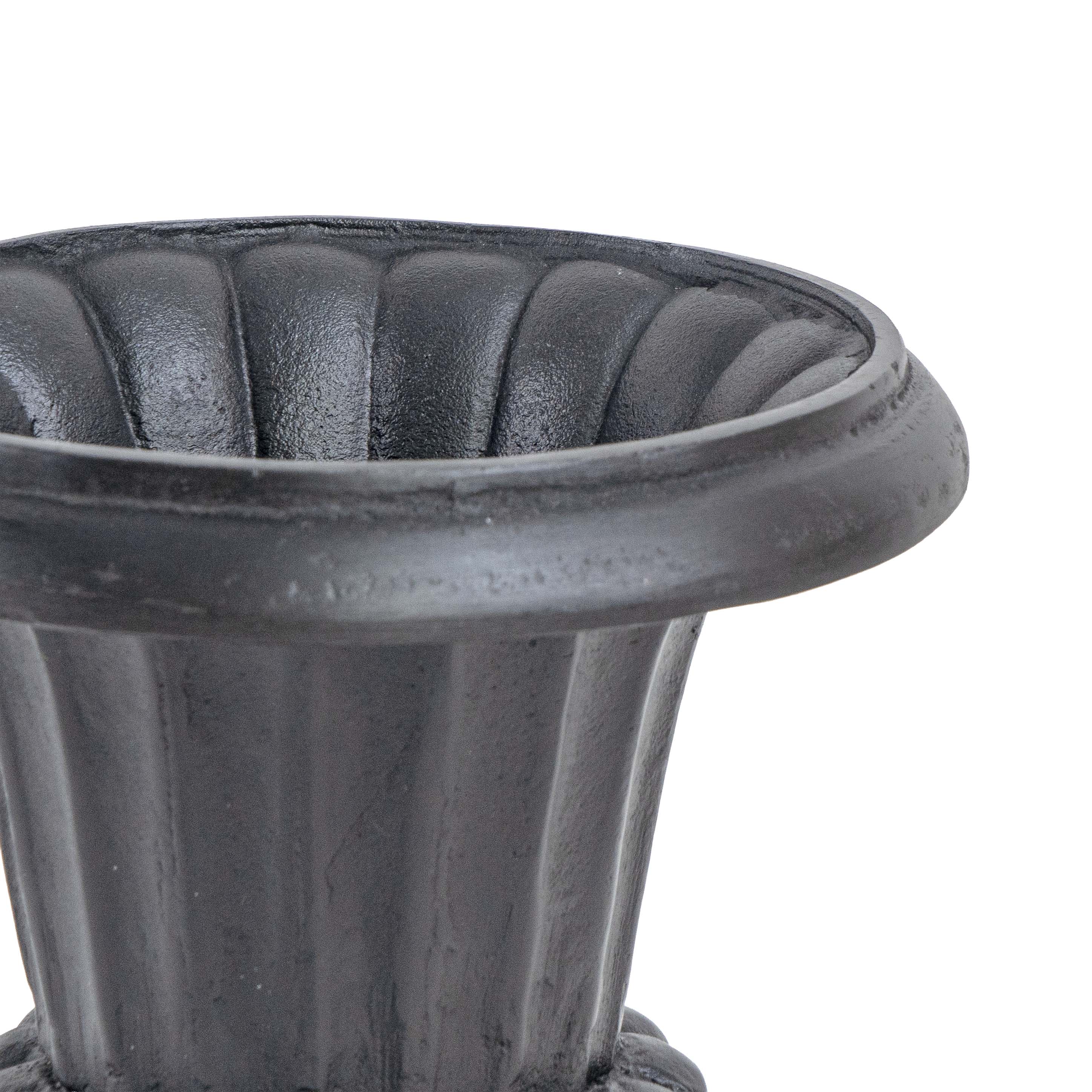 Carbon planter