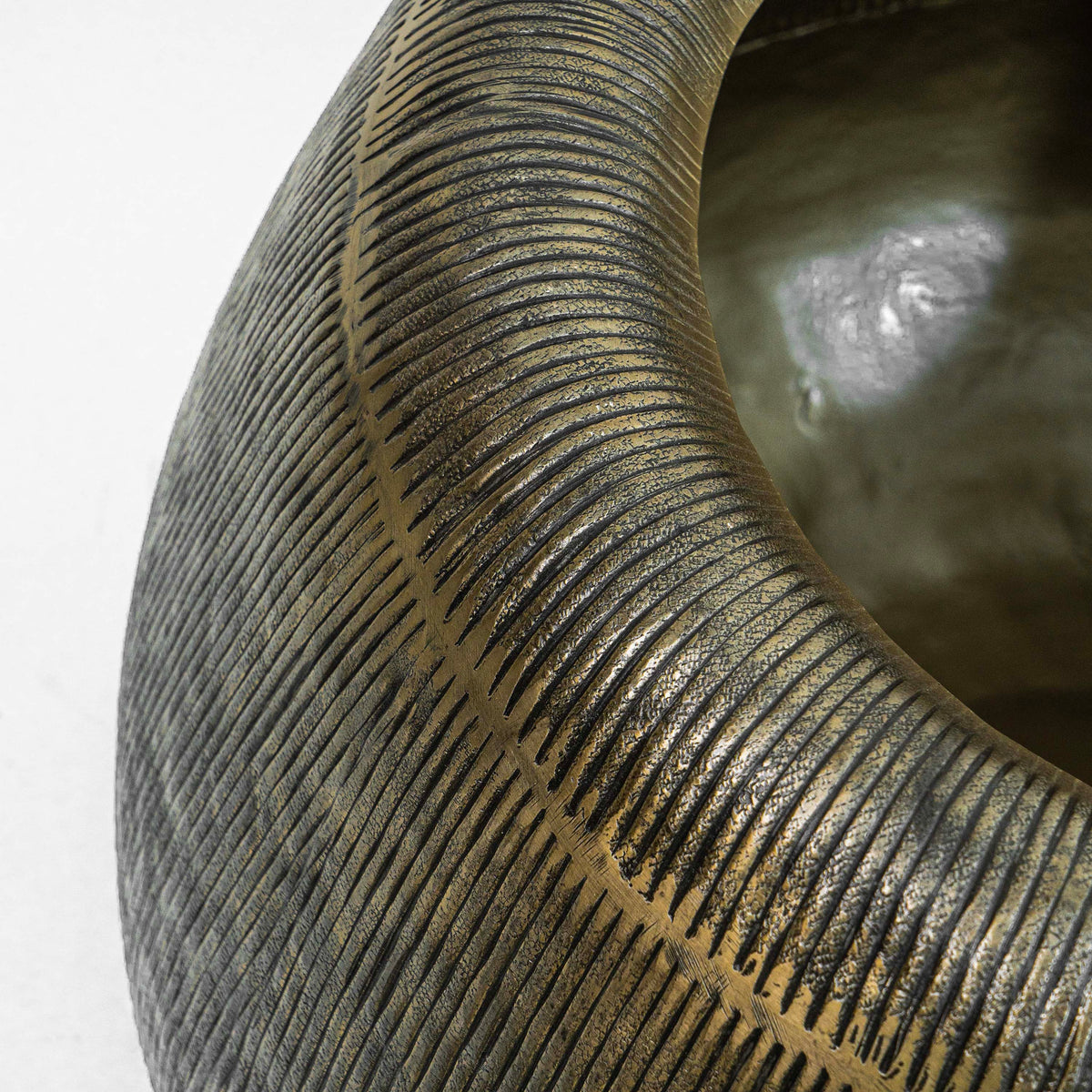 Helen Metal Planter