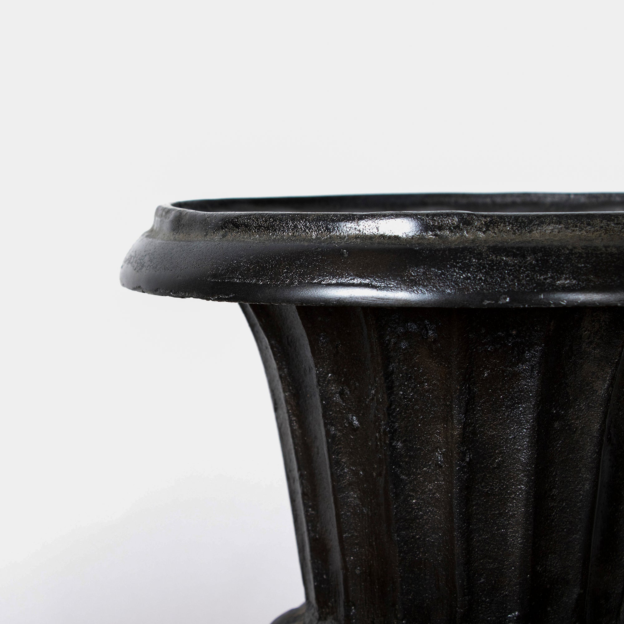 Carbon planter