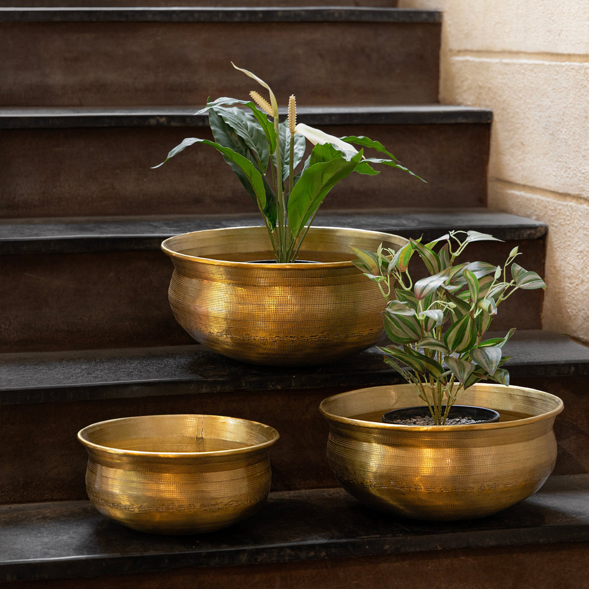 LOTUS GLOW BOWL POT