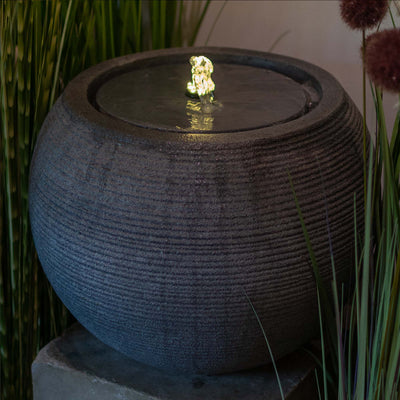 Grey Fountain (Medium)