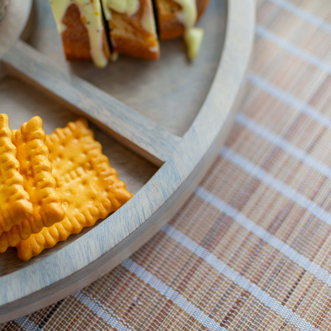 Segmented Glass Bowl With Wooden Serving Tray