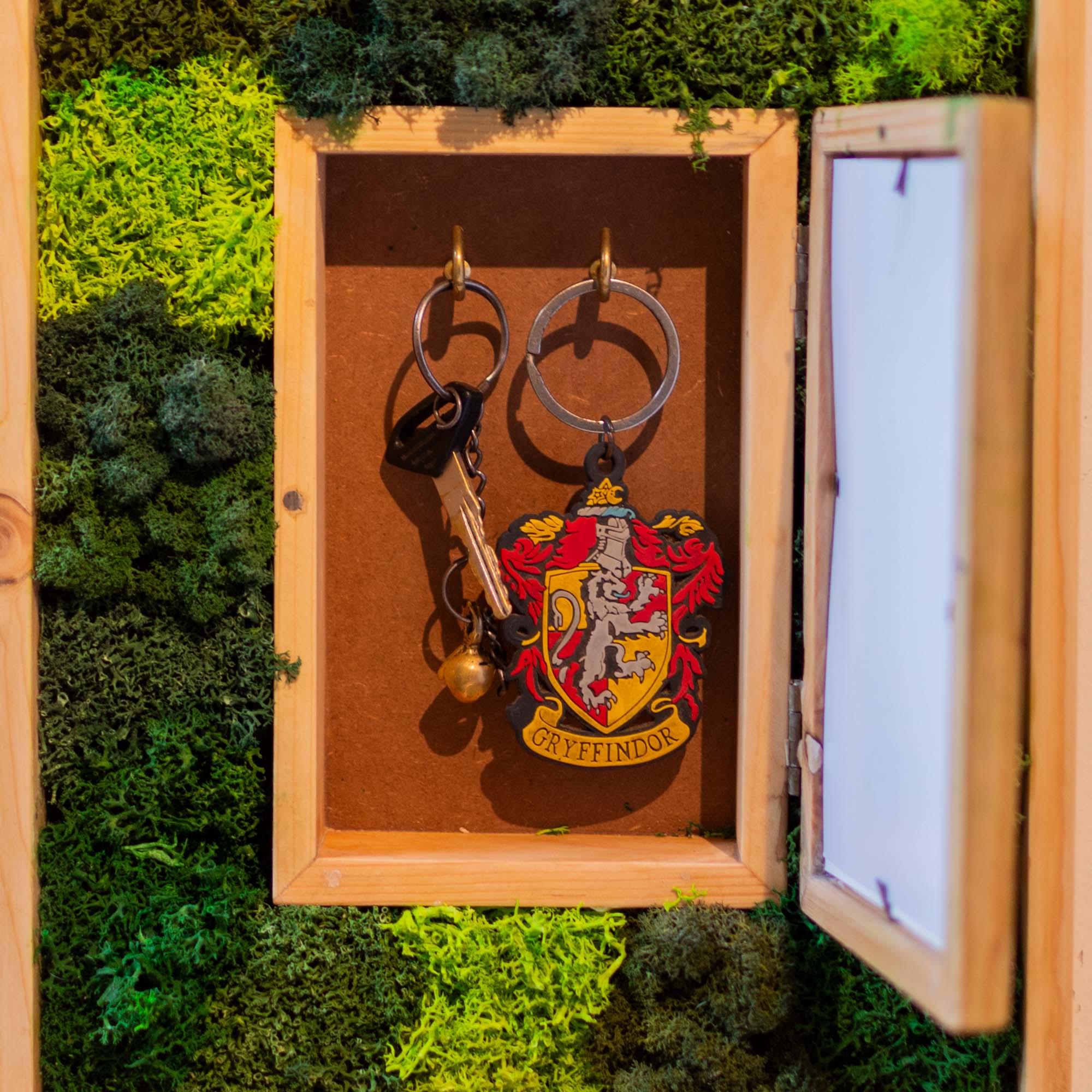 Taurus Moss Frame With Key Holder
