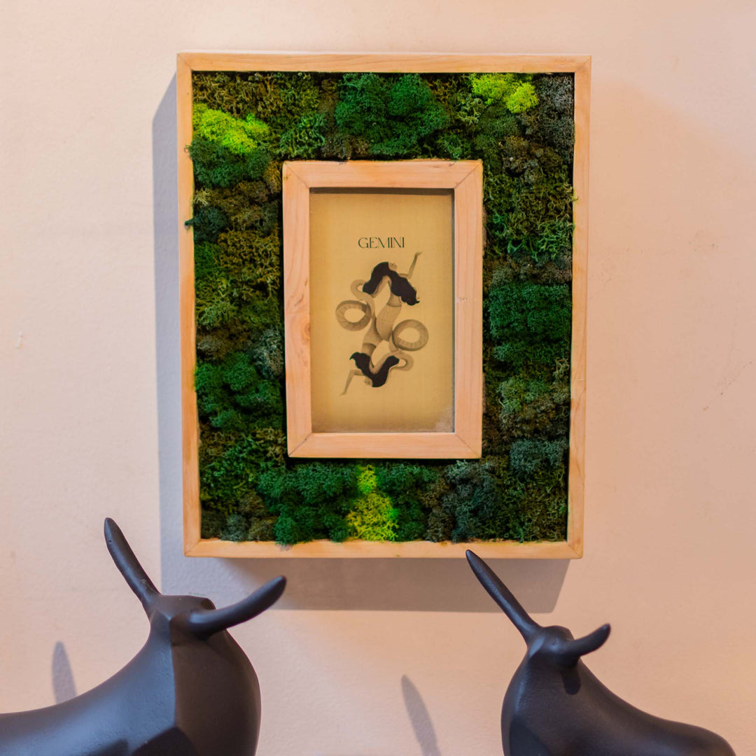 Gemini Moss Frame With Key Holder