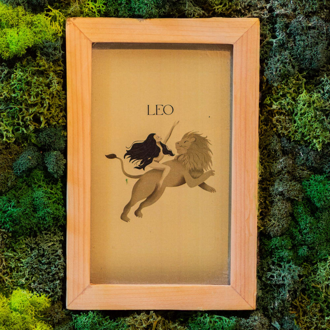 Leo Moss Frame With Key Holder