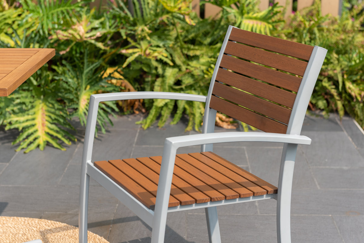 Barcelona-Lama carver easy chair