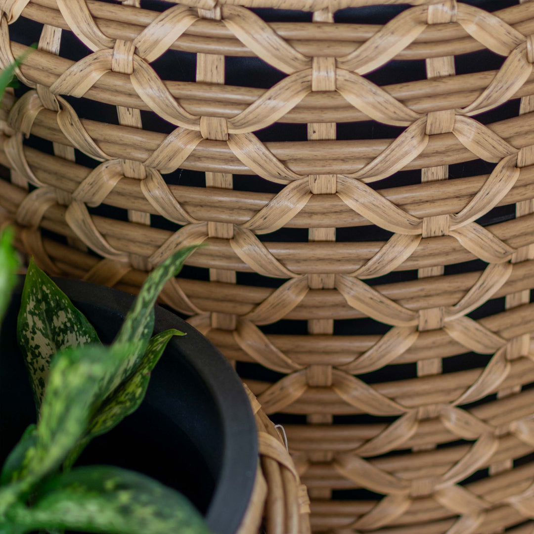 Flat Wicker Round Planter Natural