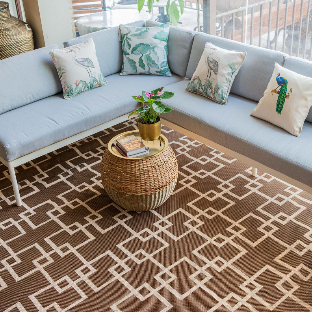 Geometric design brown rug