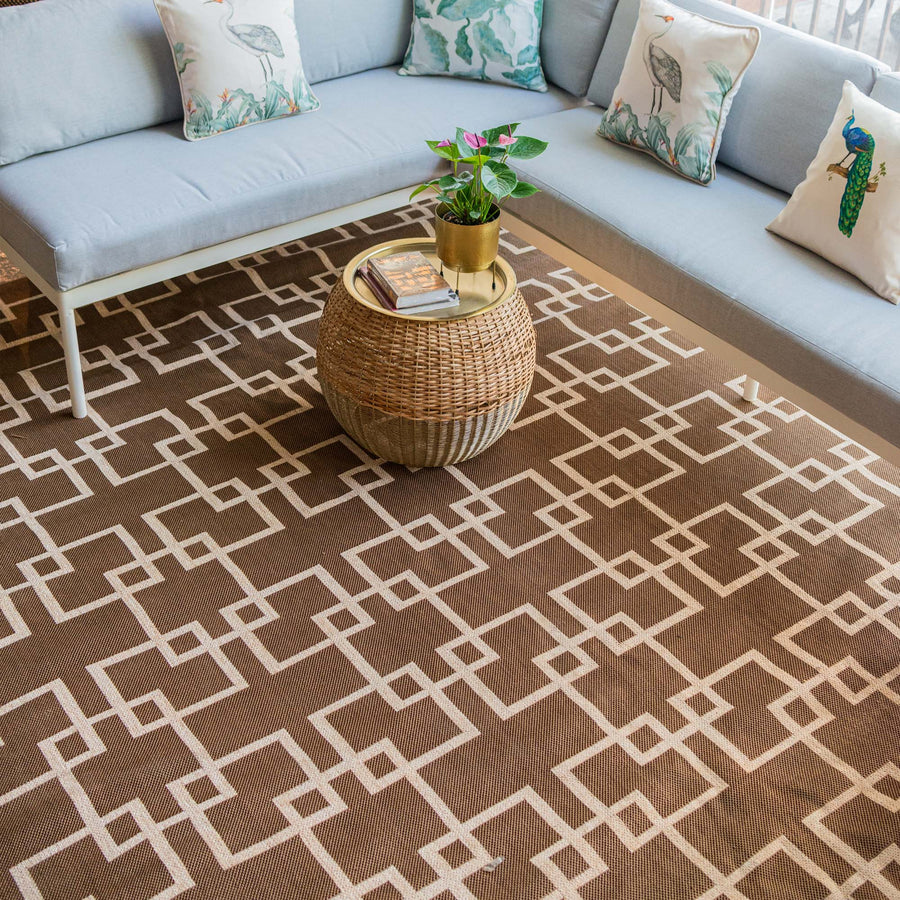 Geometric design brown rug