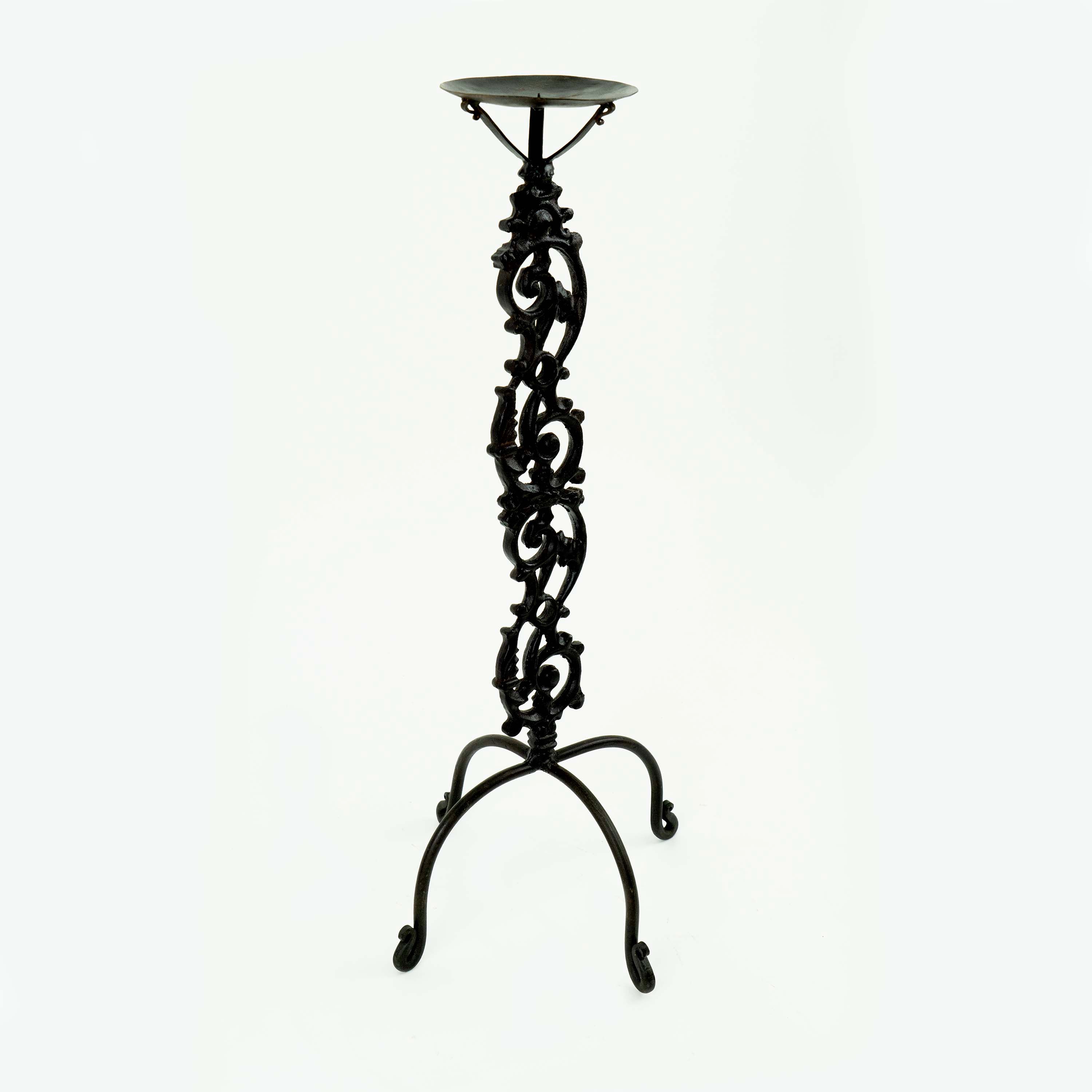 Cast iron candle holder