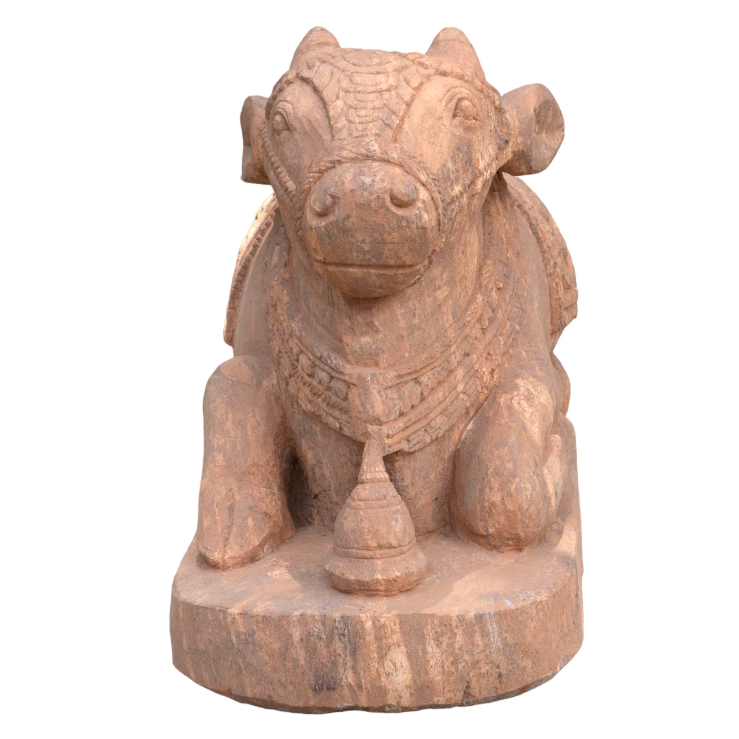 Nandi Statue