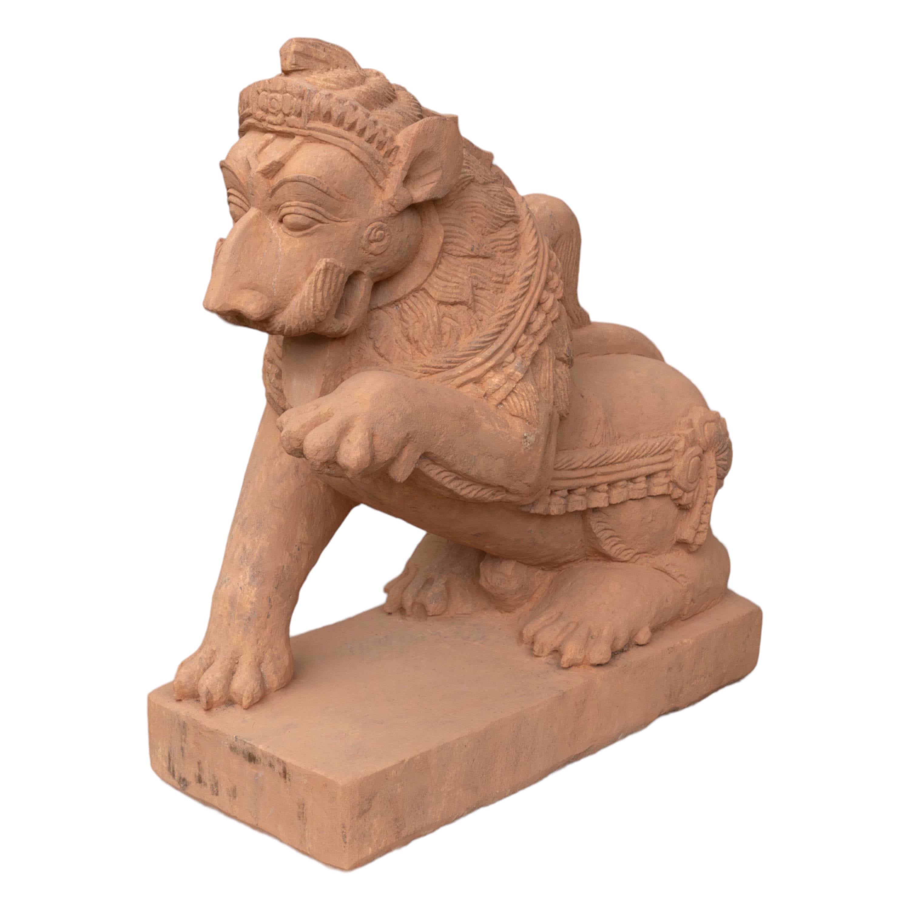 Rajasi Simha Sculpture