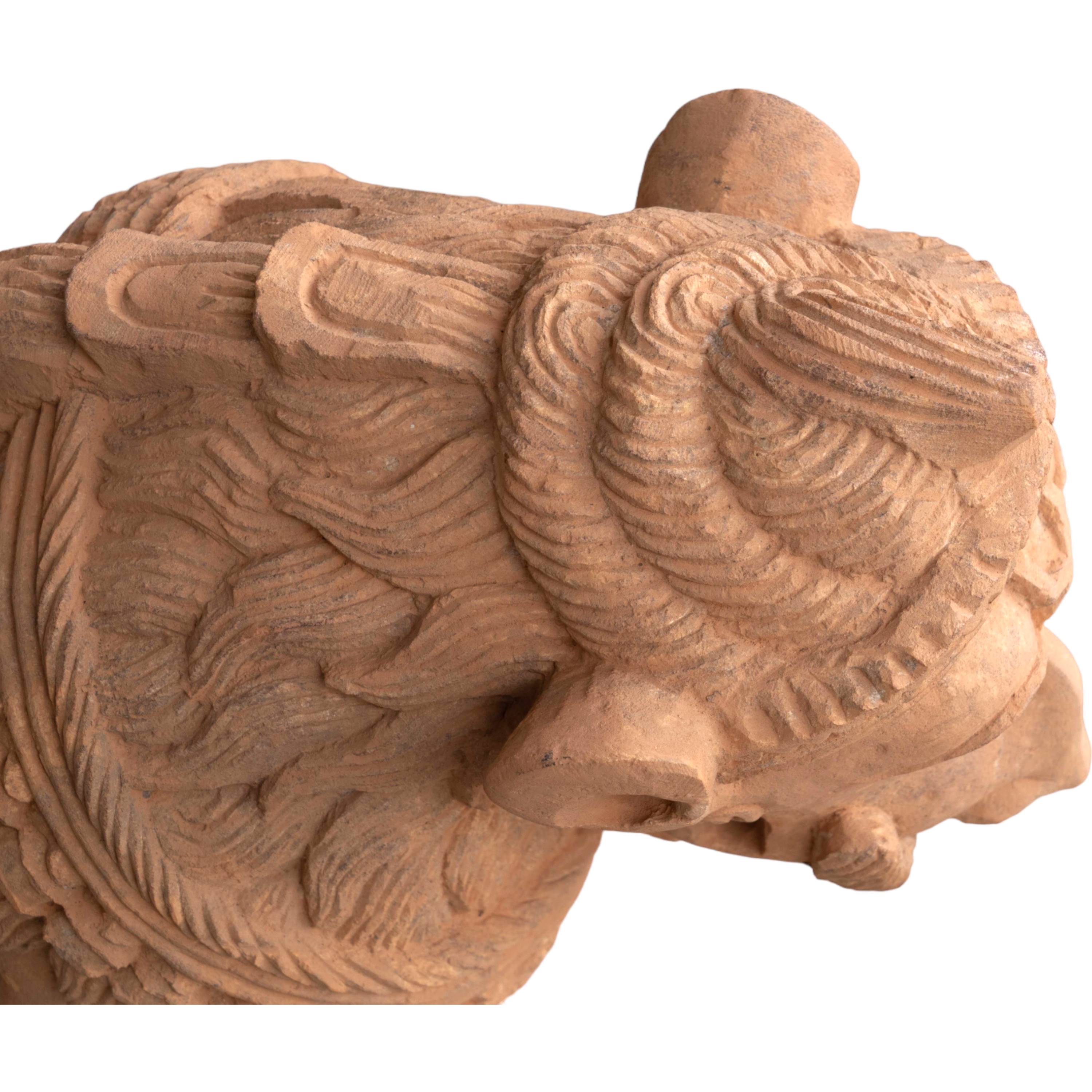 Rajasi Simha Sculpture
