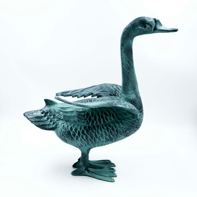 Swan Garden Decor