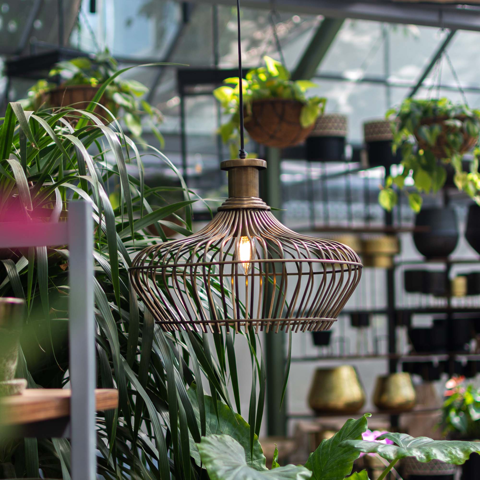 Metal Bulan Pendant Lamp
