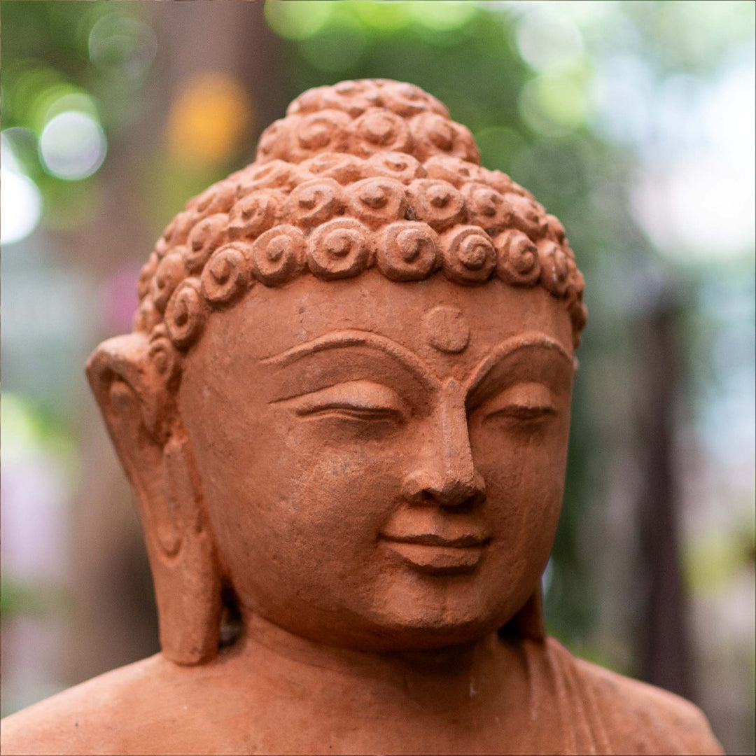 Classic Buddha Meditating Sculpture