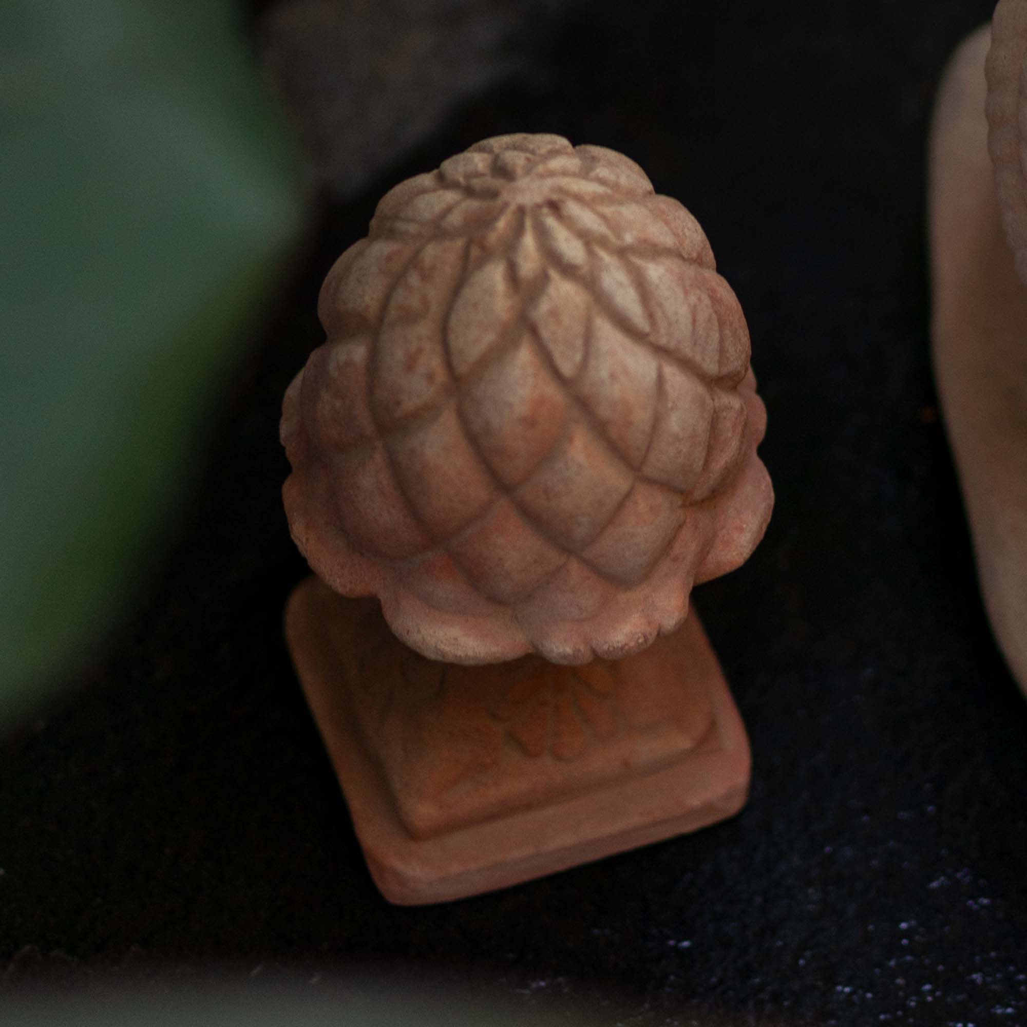 Pillar Lotus Flower On Top