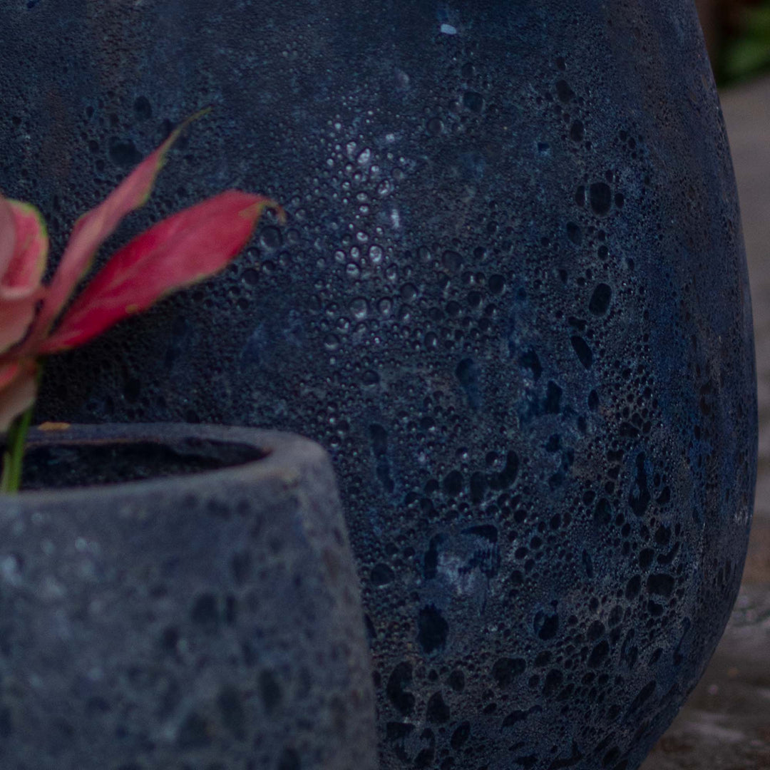 Round Glaze Bubble Blue Pot