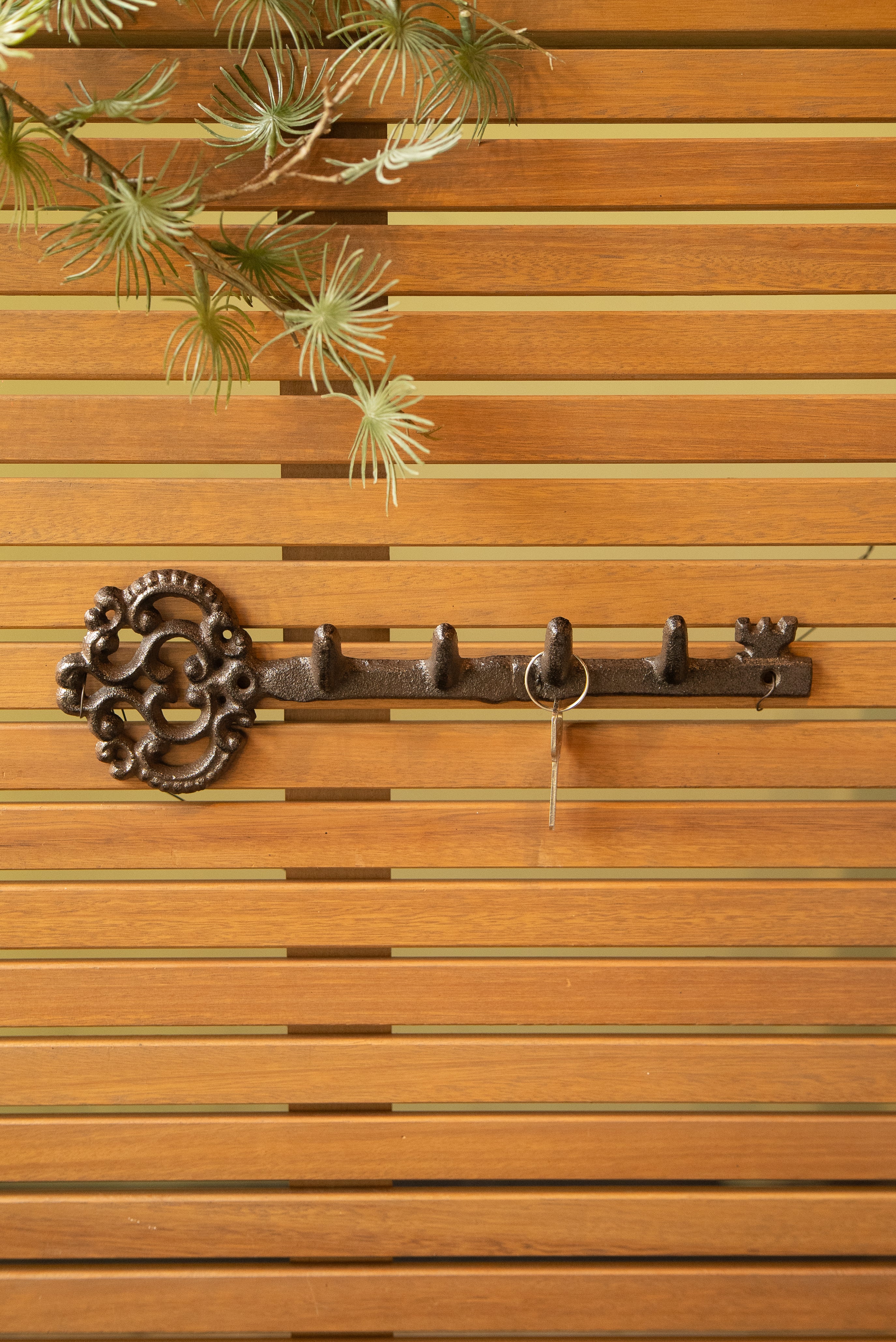 Edie Iron Key Holder