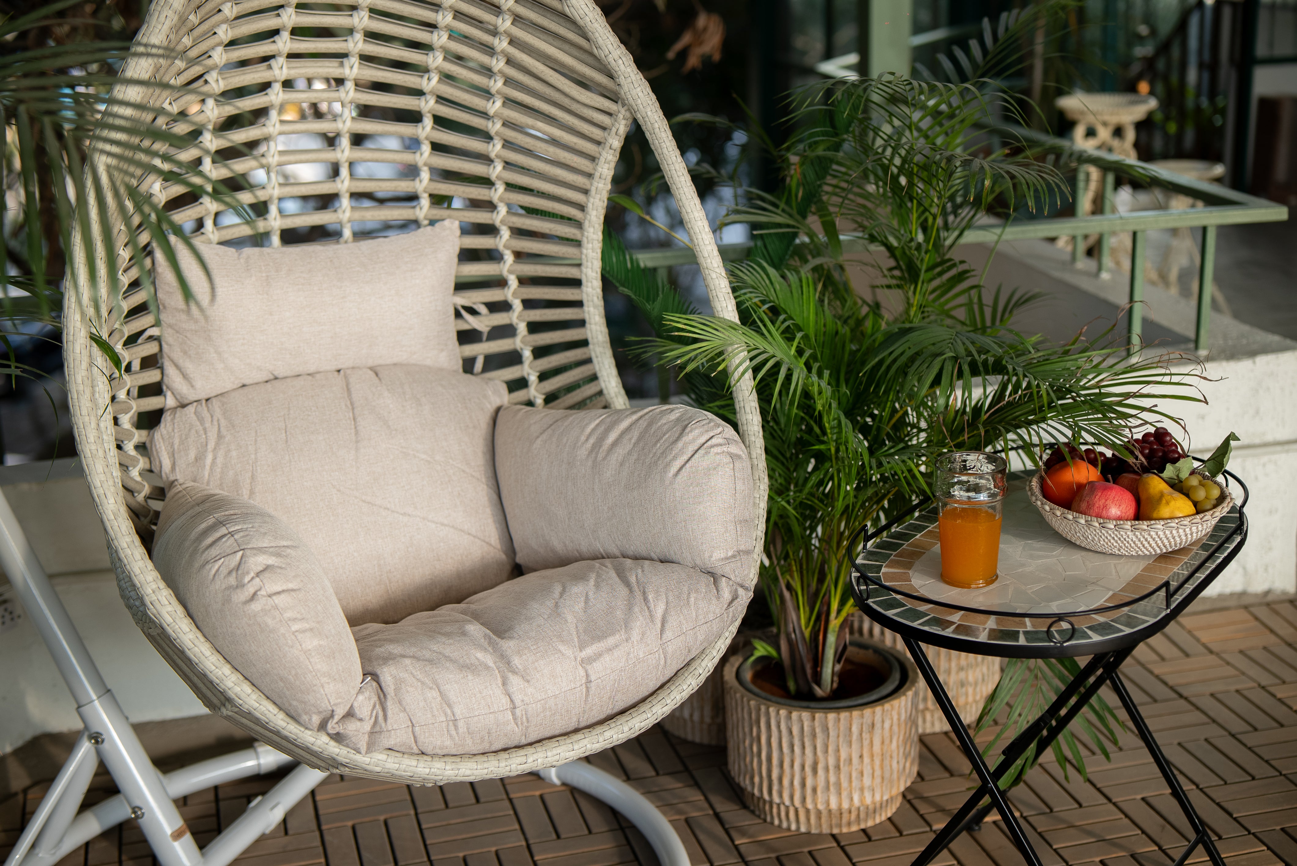 Meadow Glide Polyrattan Swing with Cushion