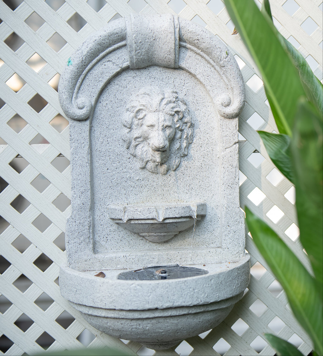 Resin Lion Fountain