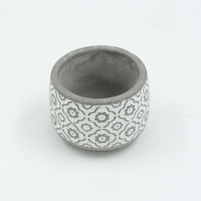 Flower Embossed Planter with Drainage Plate