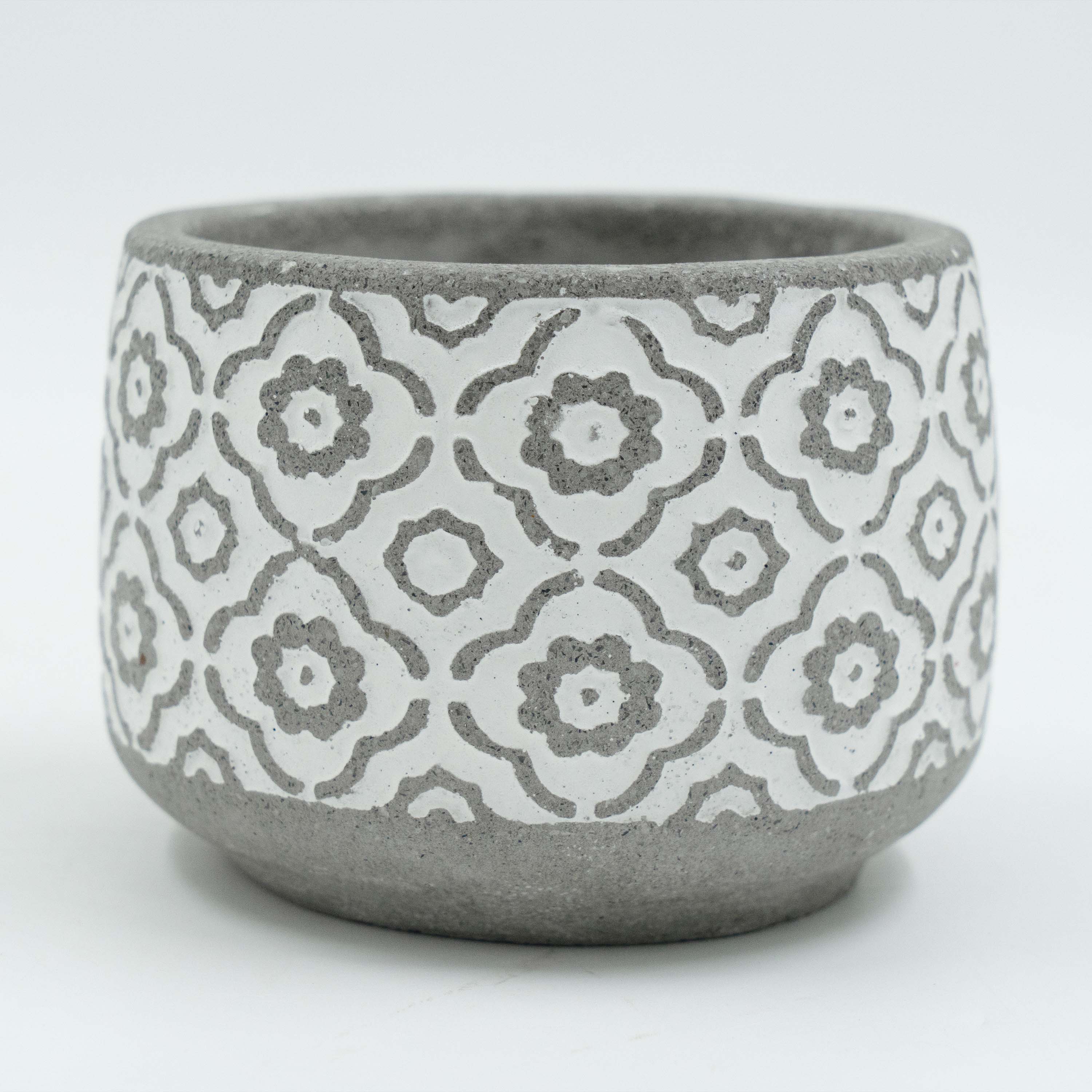 Flower Embossed Planter with Drainage Plate