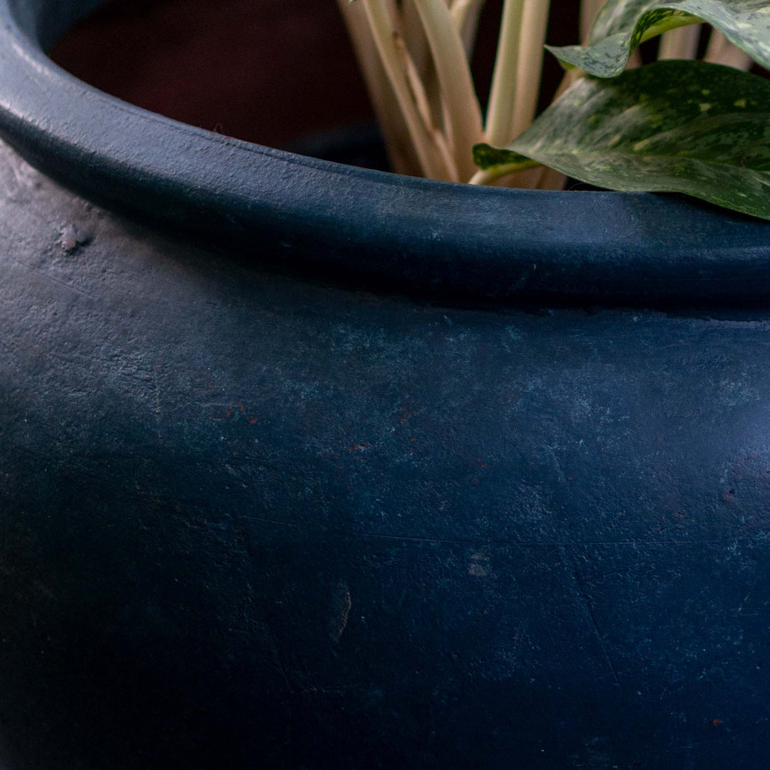 Textured Terracotta Pot (Large)