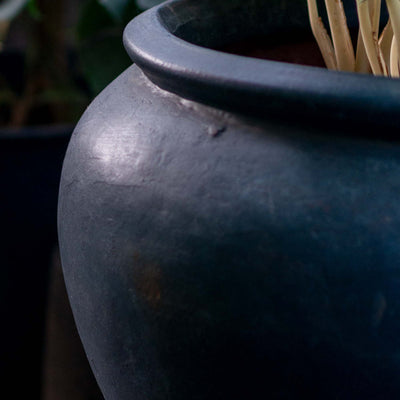 Textured Terracotta Pot (Large)
