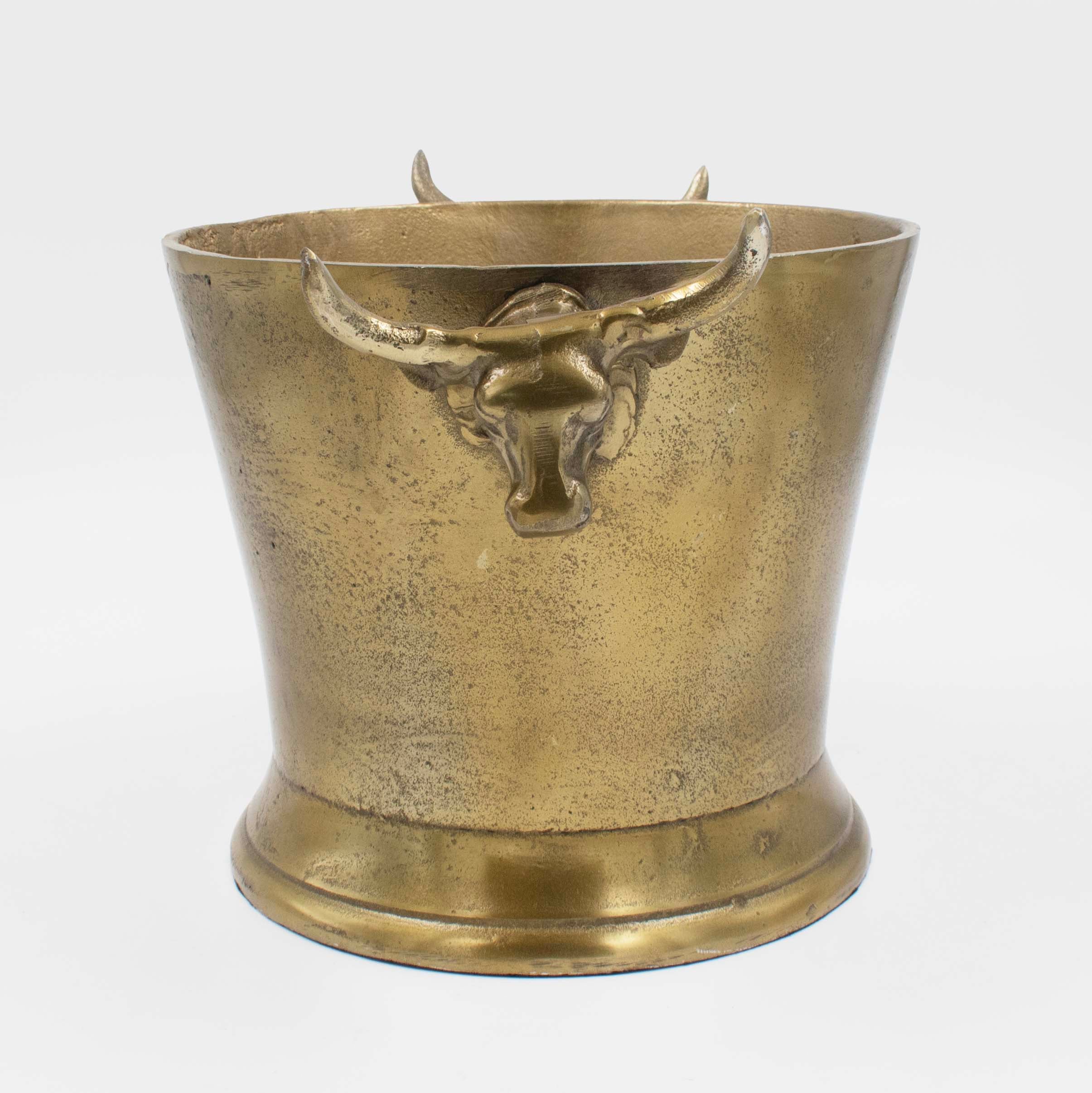 Wine Cooler With Bull Handle