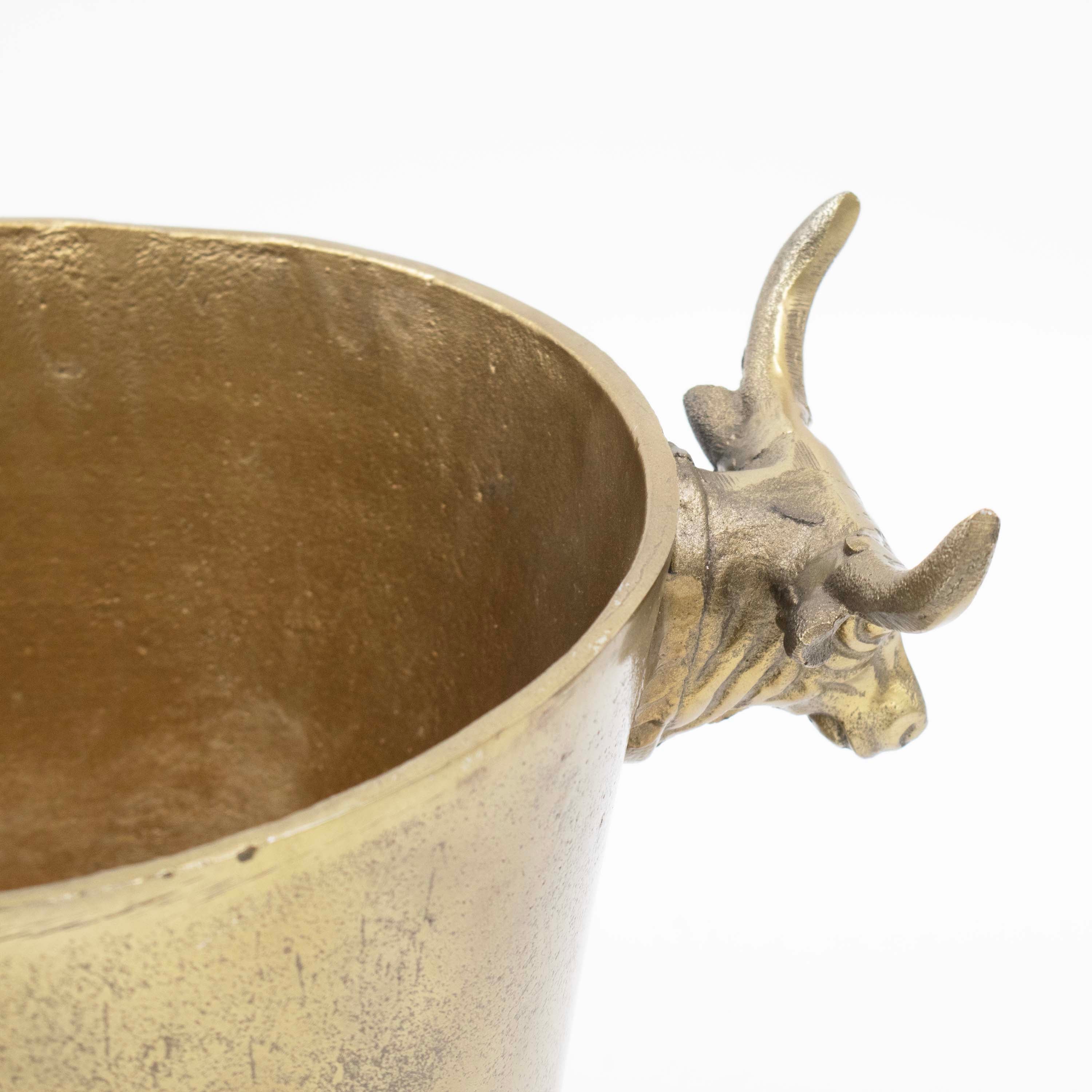 Wine Cooler With Bull Handle