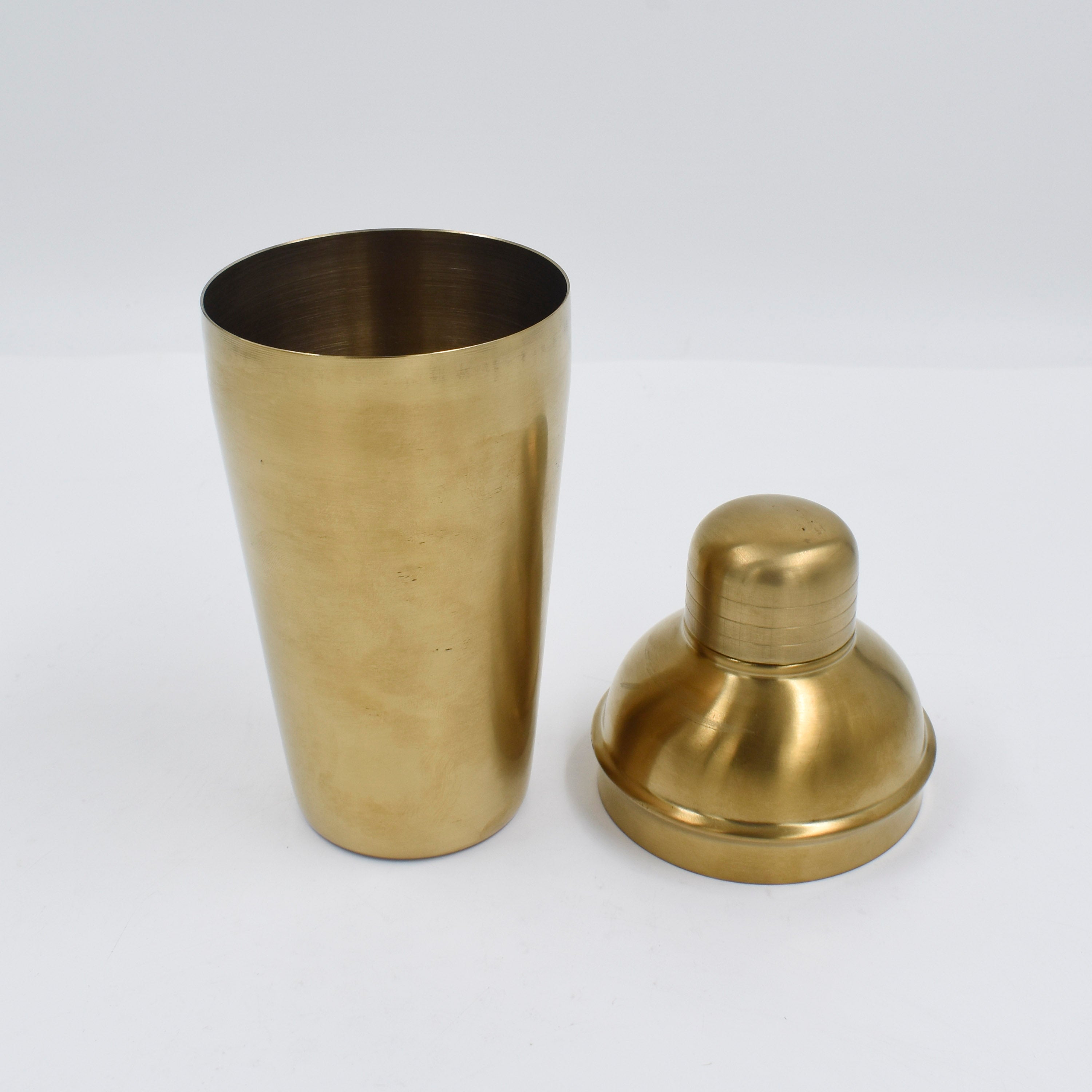 Cocktail shaker