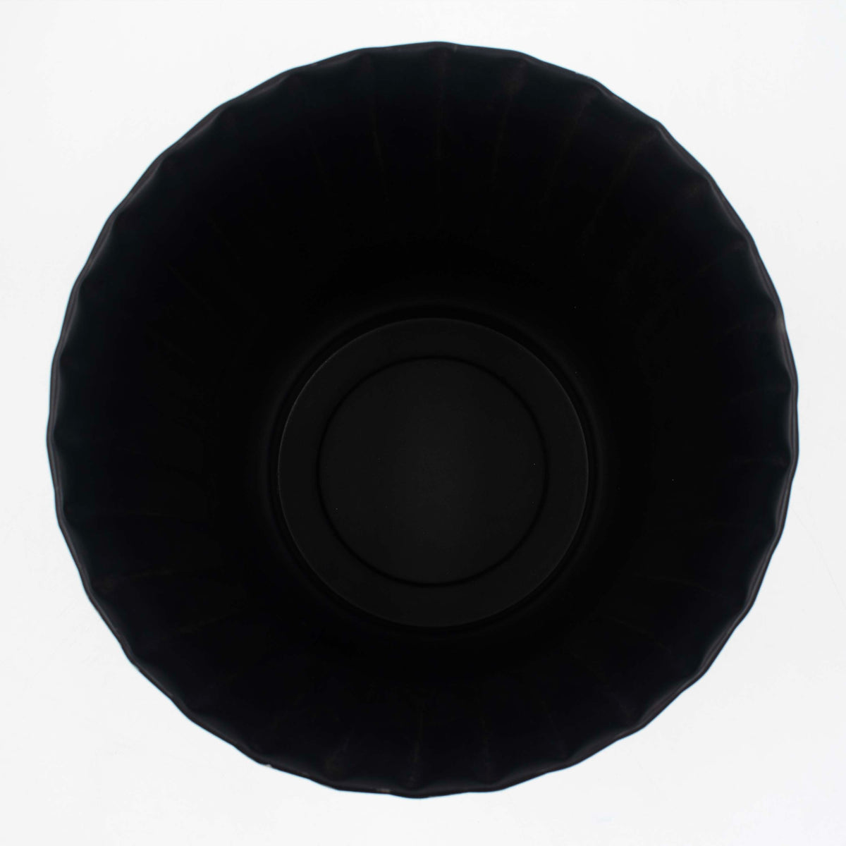 Ivory Black Planter Fluted