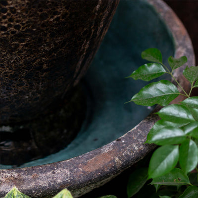Ceramic Wide Fountain With Base