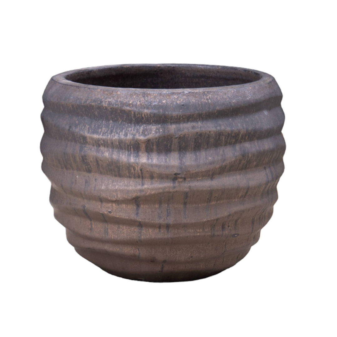 Broad Ruffle Bronze Pot