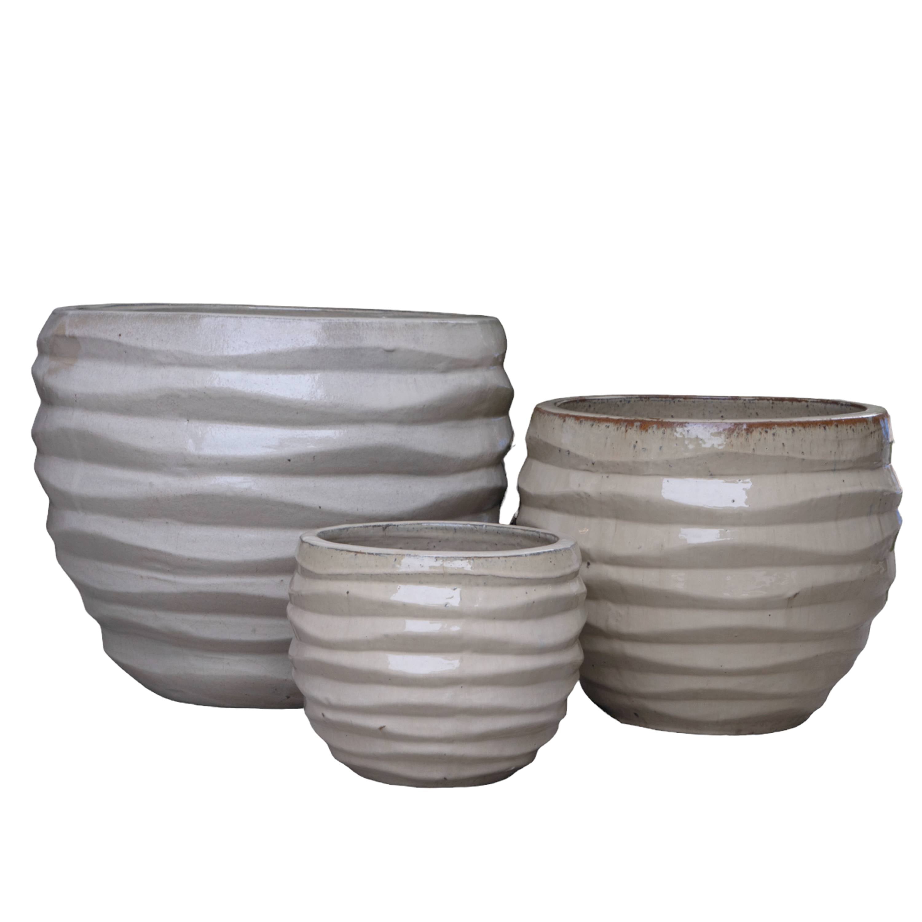 Broad Ruffle Cream Pot